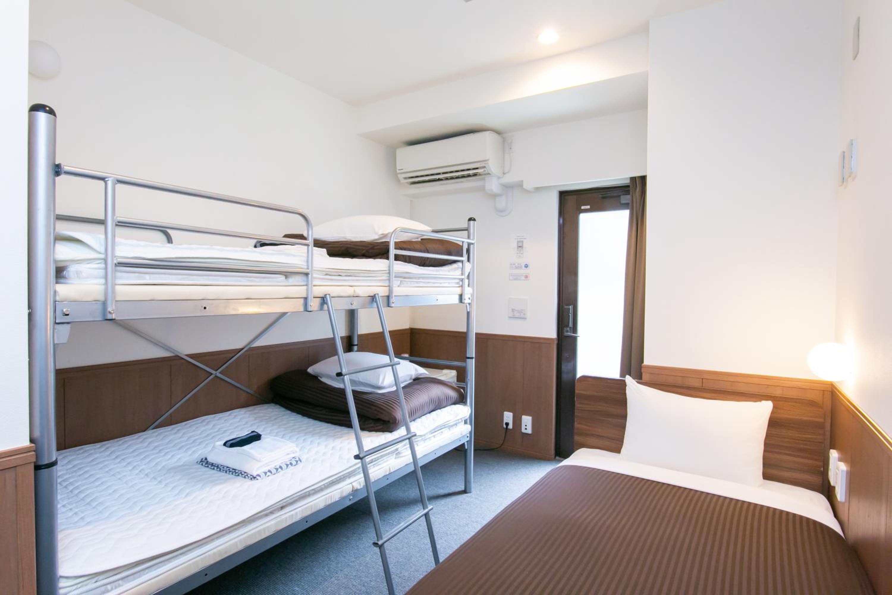 Triple Room with Shared Bathroom