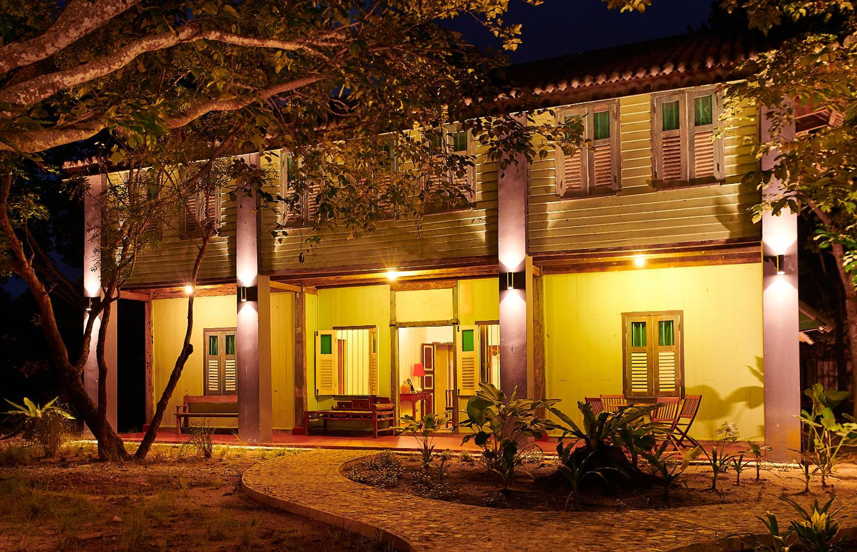 King Bed Suite - Plantation House 1 - Photo 9