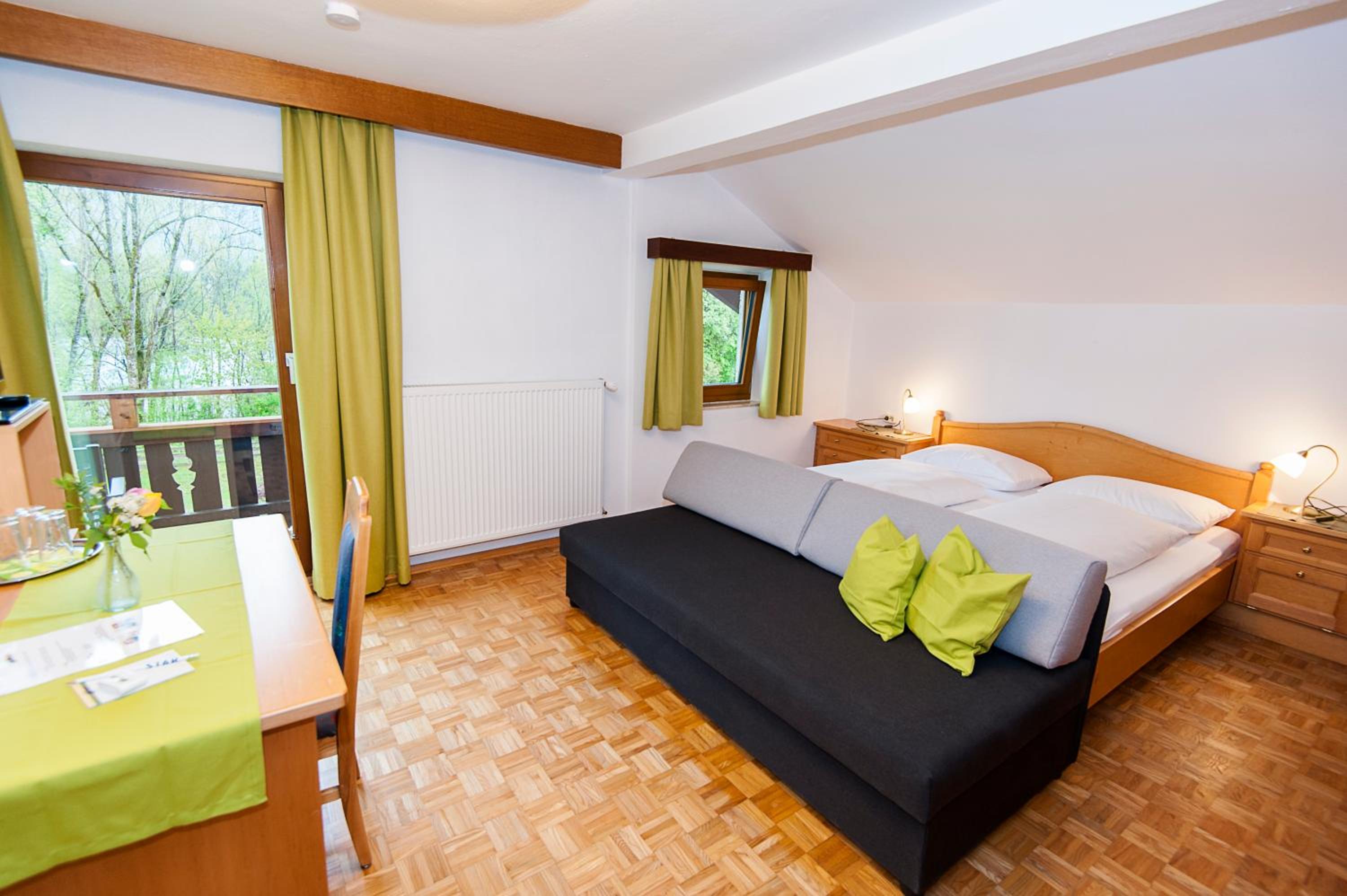 Triple Room photo 2