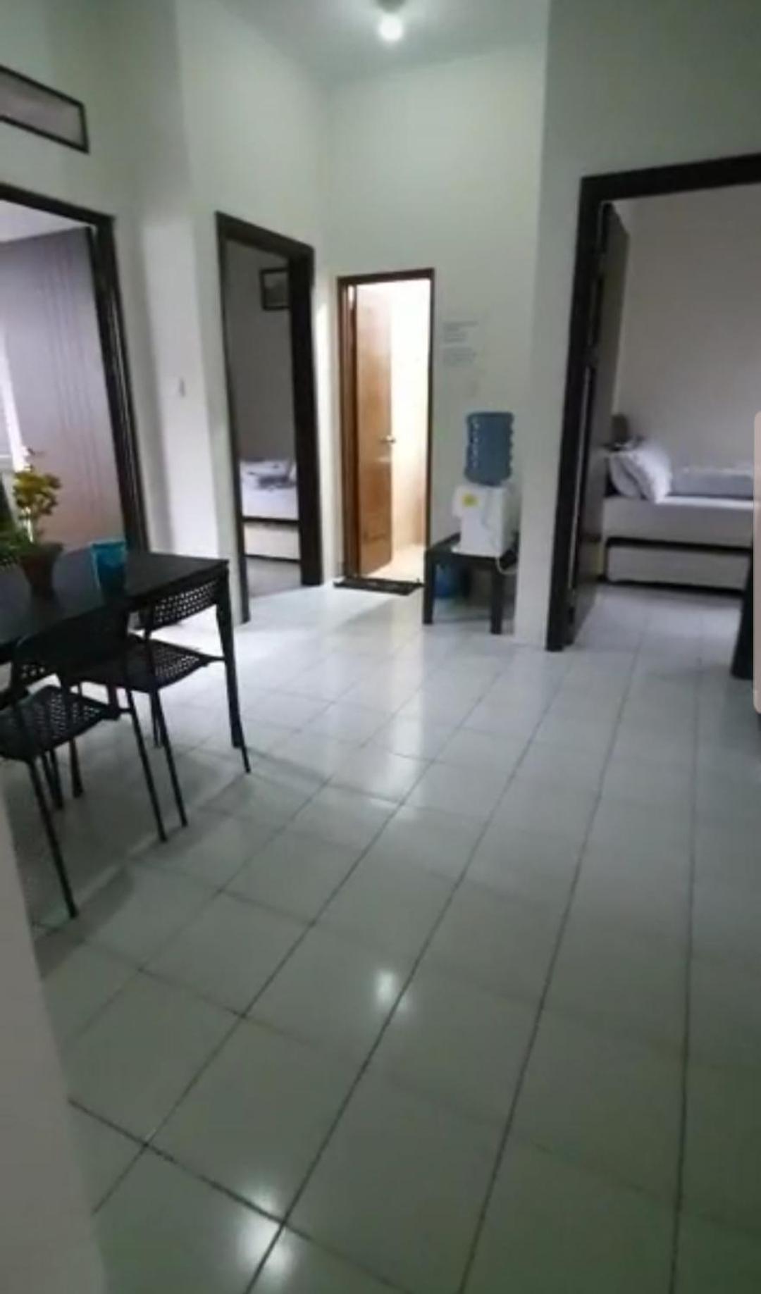 Two-Bedroom House - Photo 1