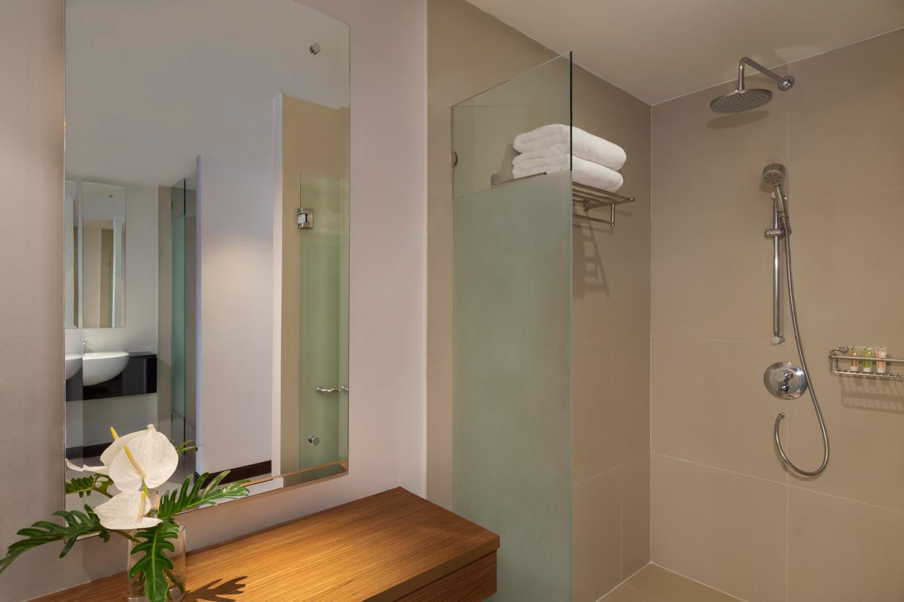 AVANI Superior Room photo 3