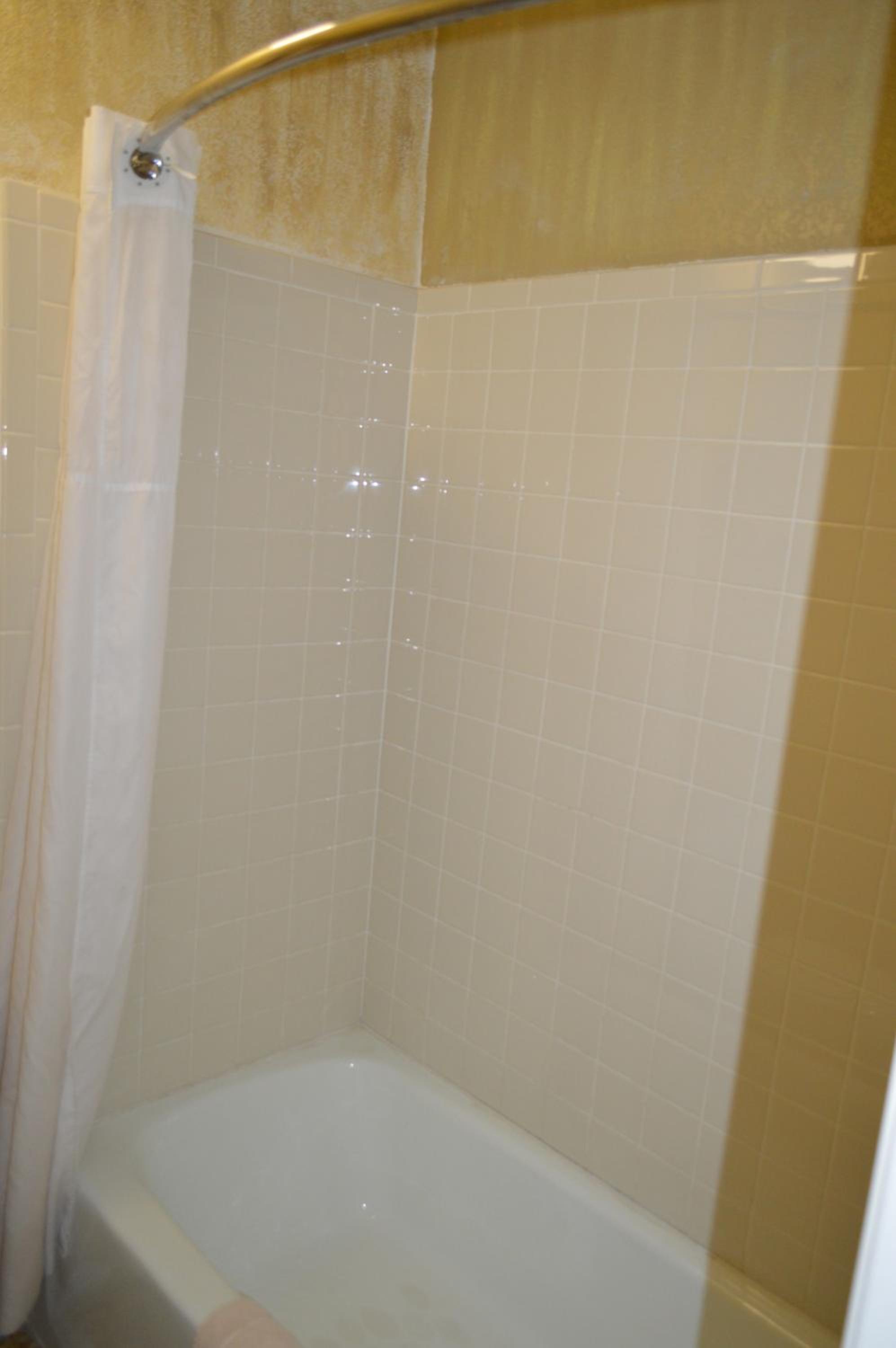 2 Queen Beds with Kitchenette Non-Smoking photo 2