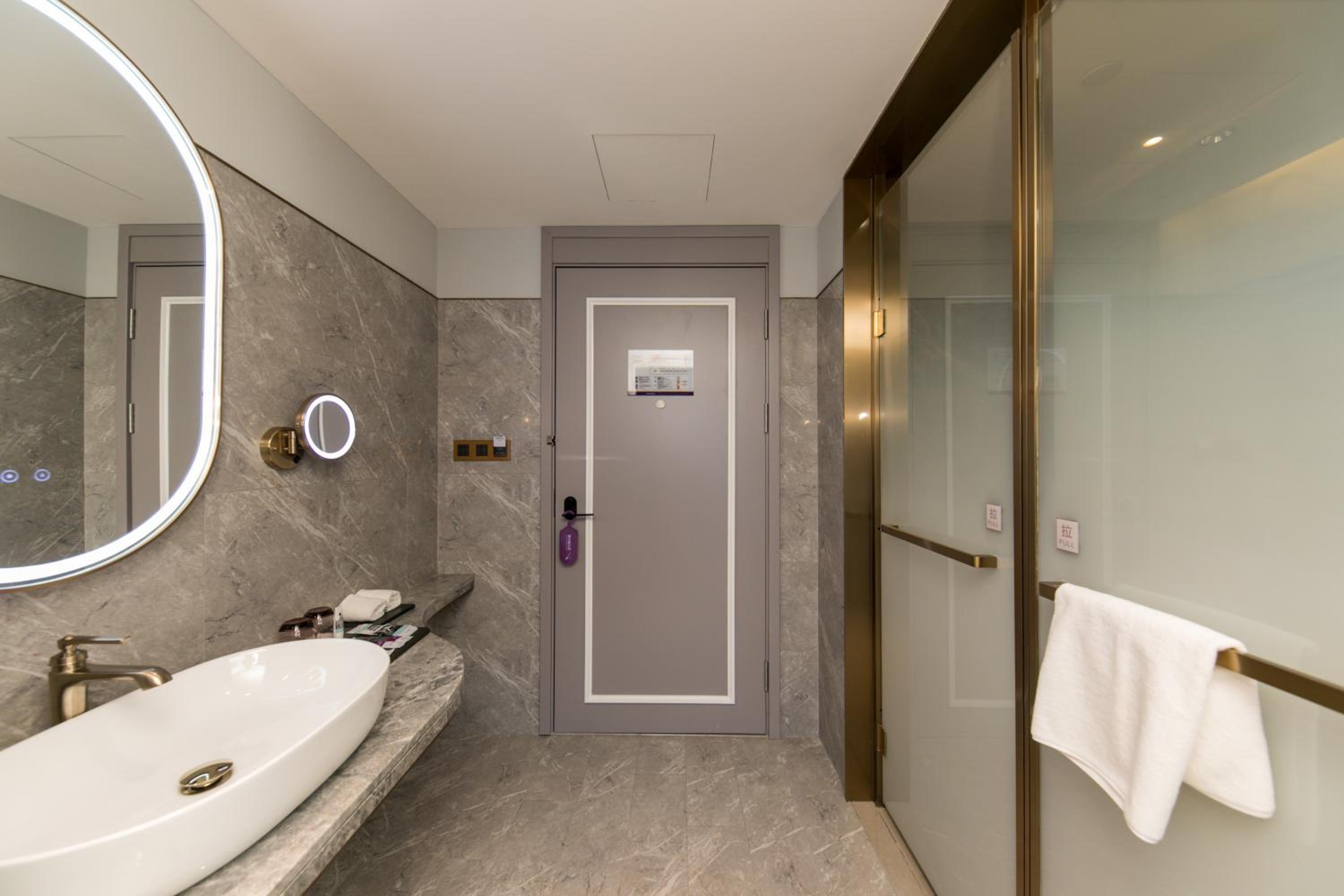 Superior King Room photo 3