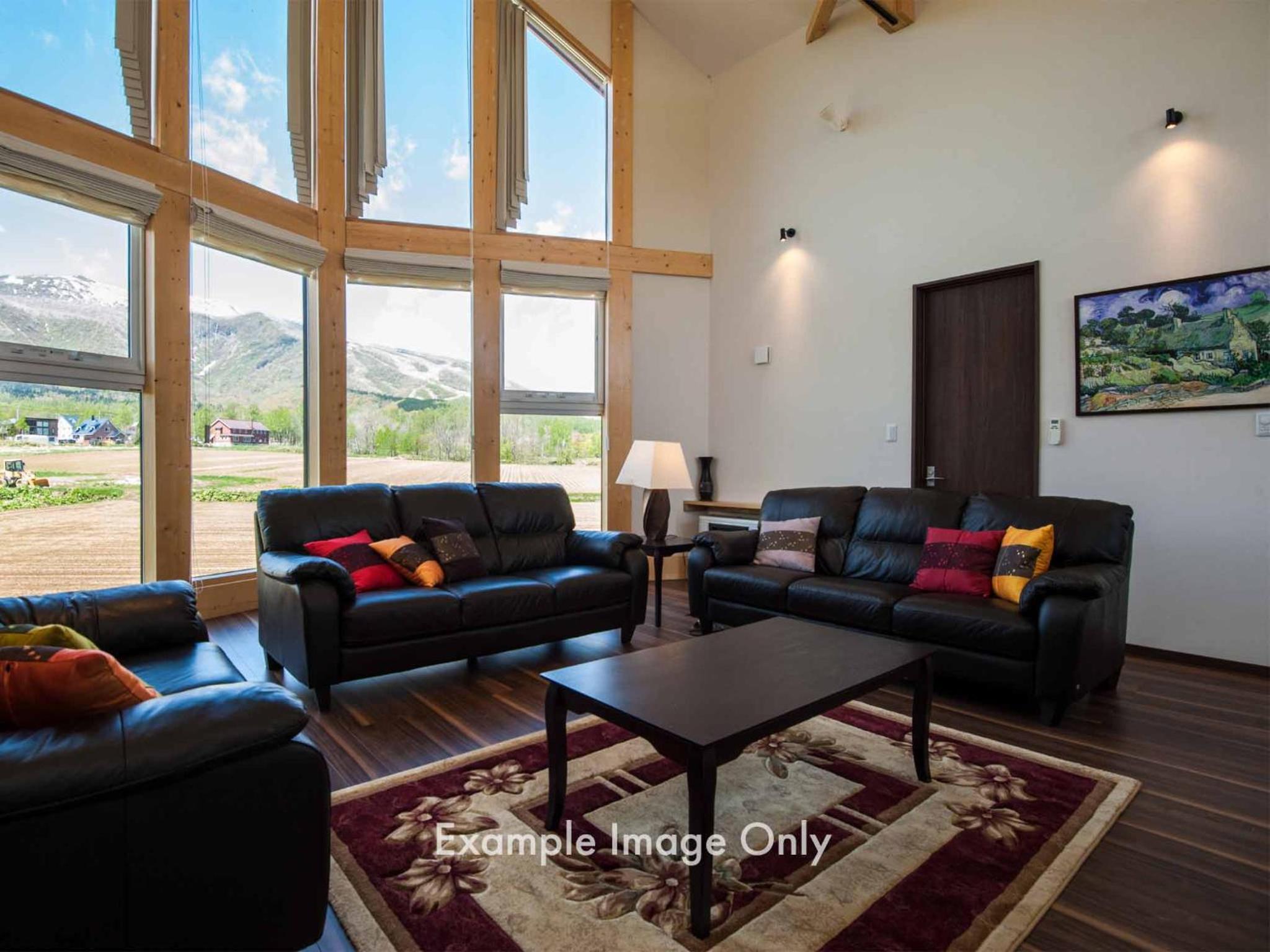 Three-bedroom  photo 1
