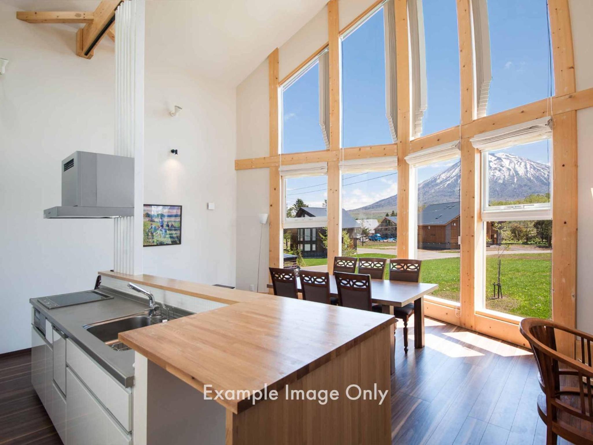 Three-bedroom  photo 2