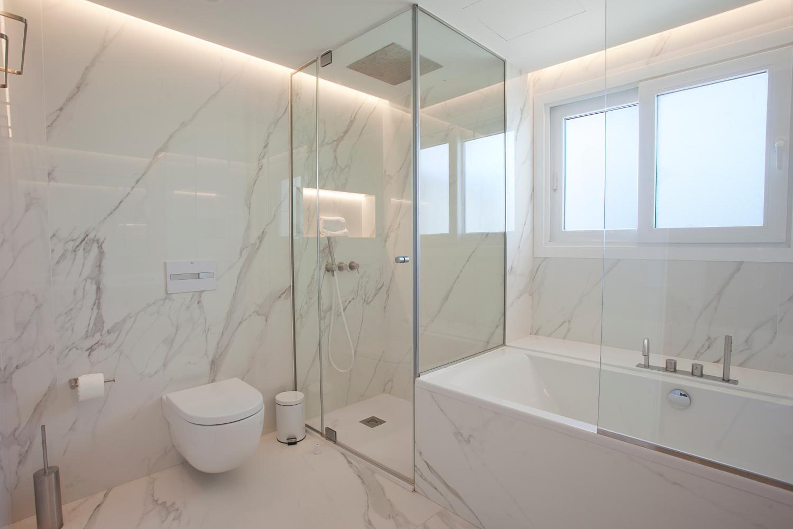 Junior Suite With Sea View thumbnail 5