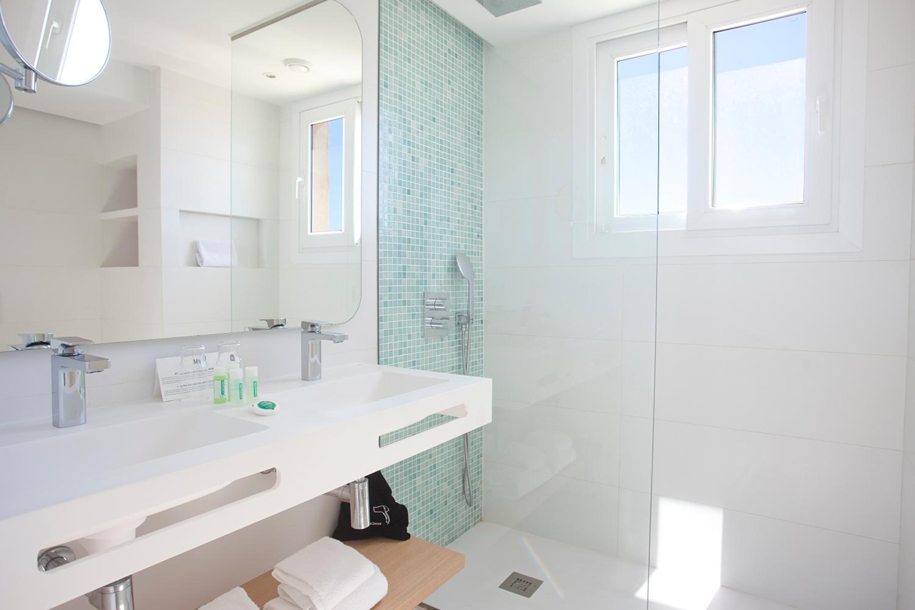 Double Or Twin Room With Sea View