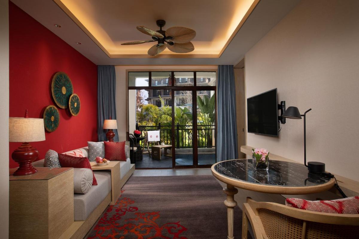 Suite with Terrace photo 2
