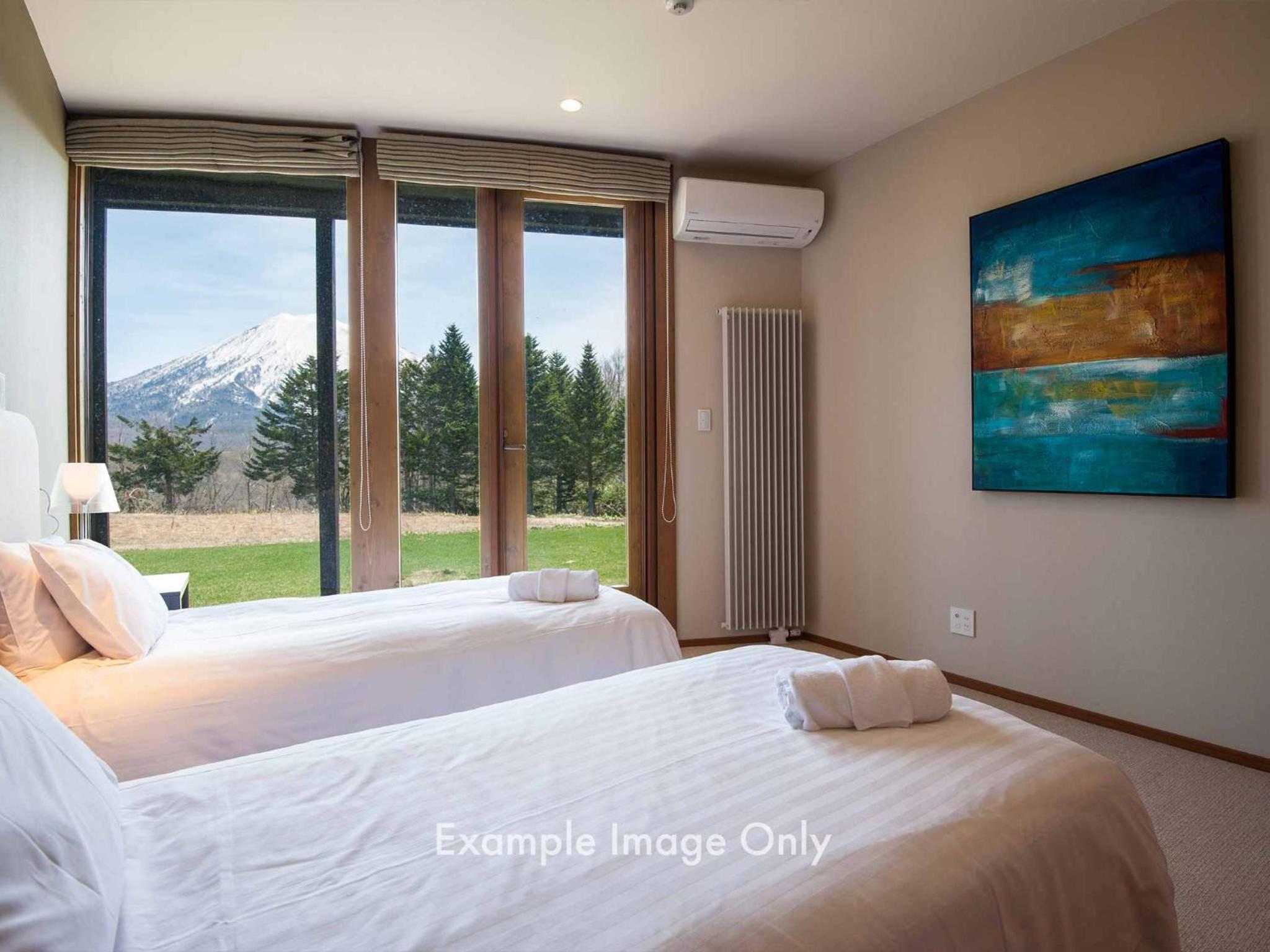4 Bedroom Custom photo 1