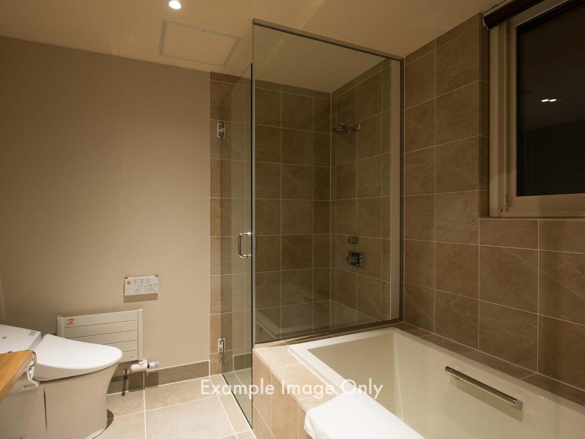 4 Bedroom Custom photo 2