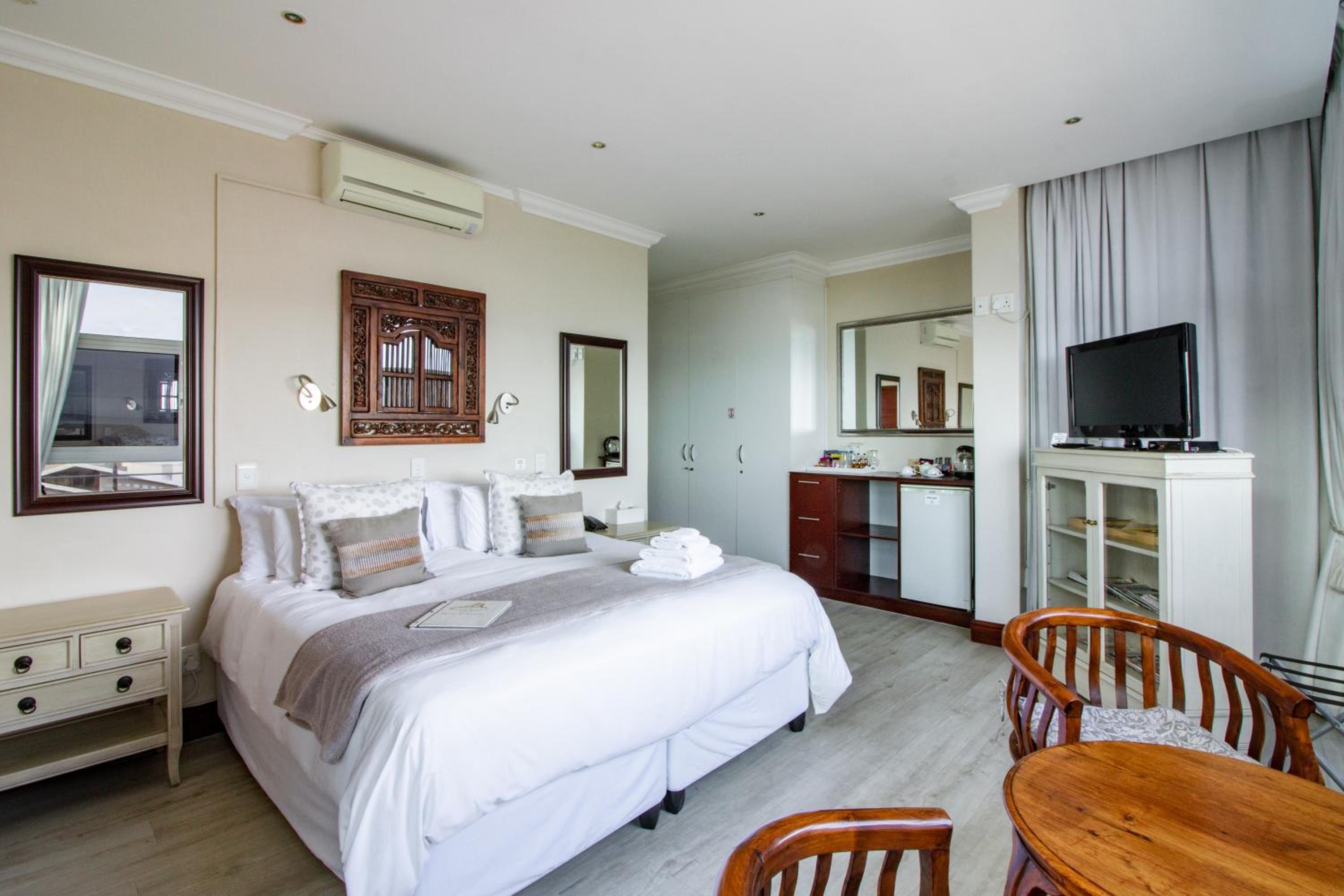 Deluxe Double Room with Sea View - Upper Level photo 3