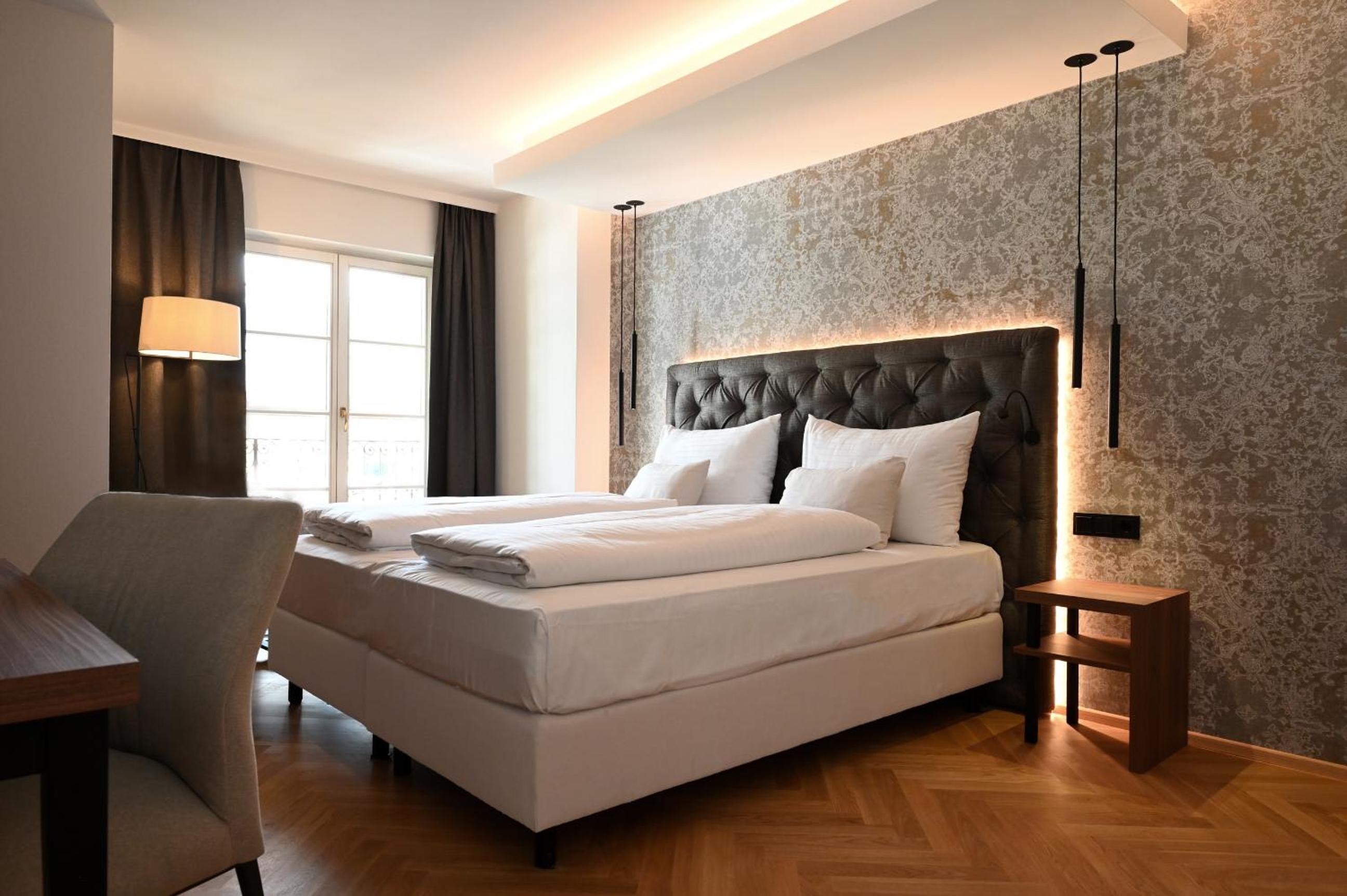 Classic Double Room