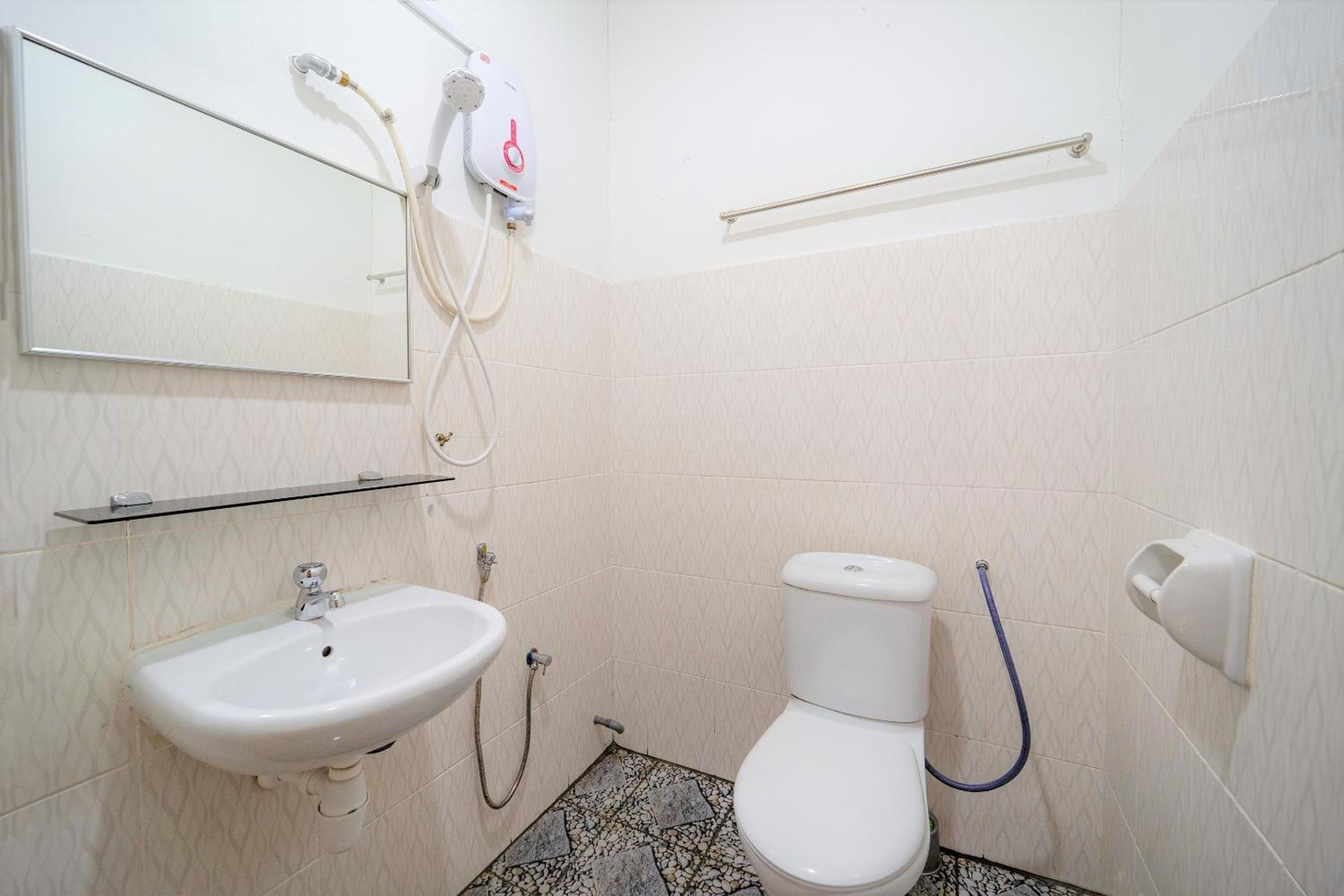 Family Suite - Photo 9