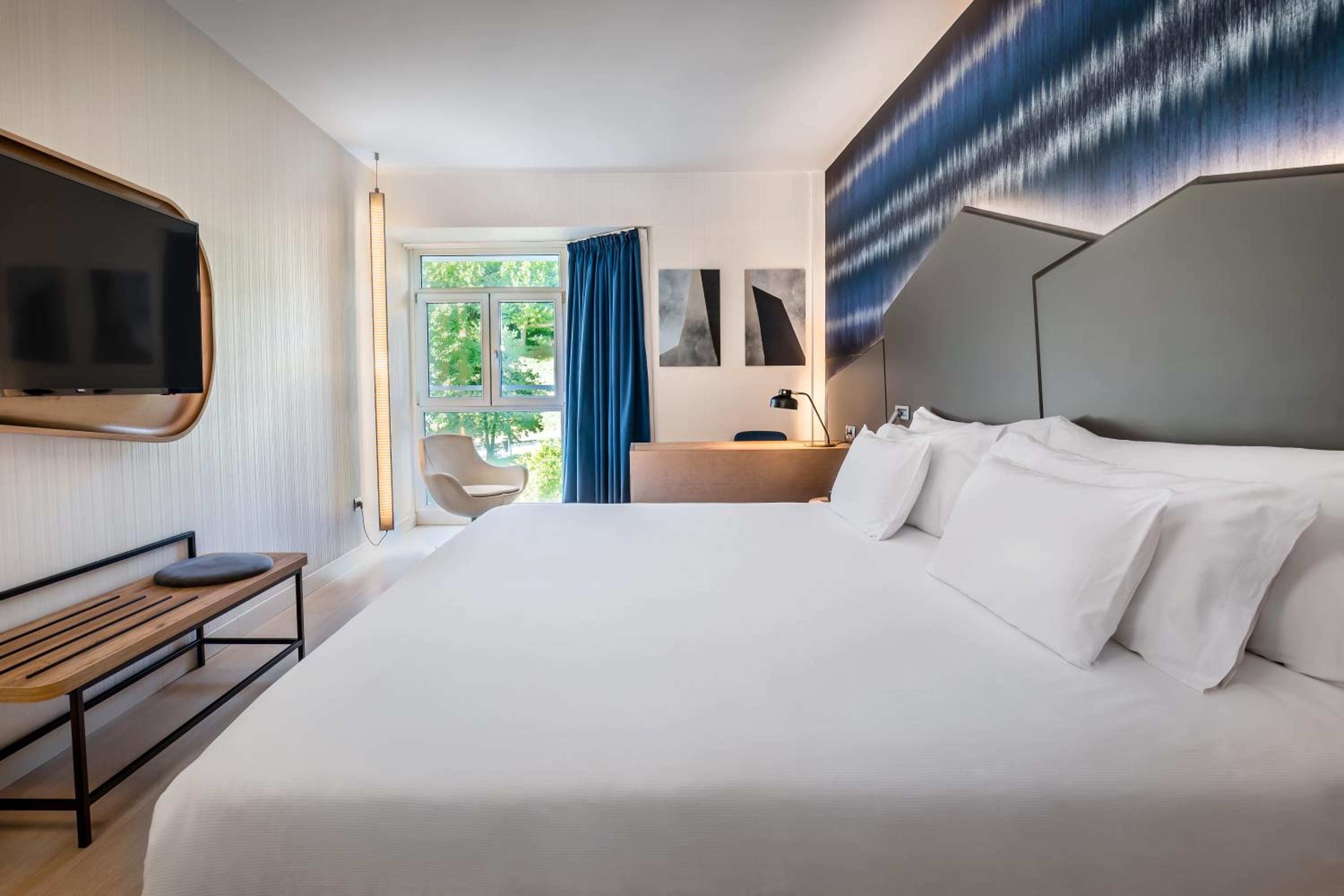 Superior Double or Twin Room - Photo 3
