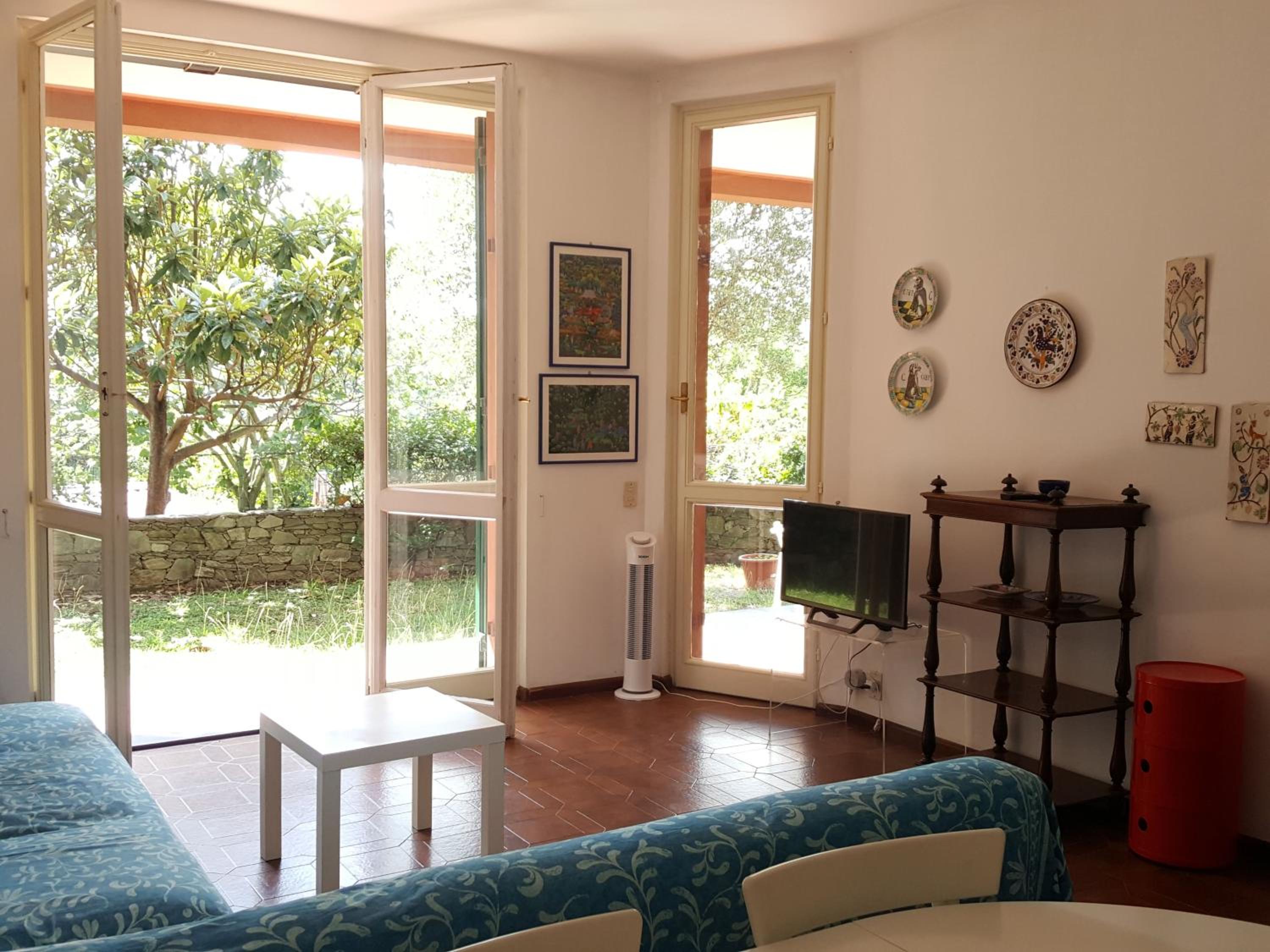 Three-Bedroom Apartment photo 1