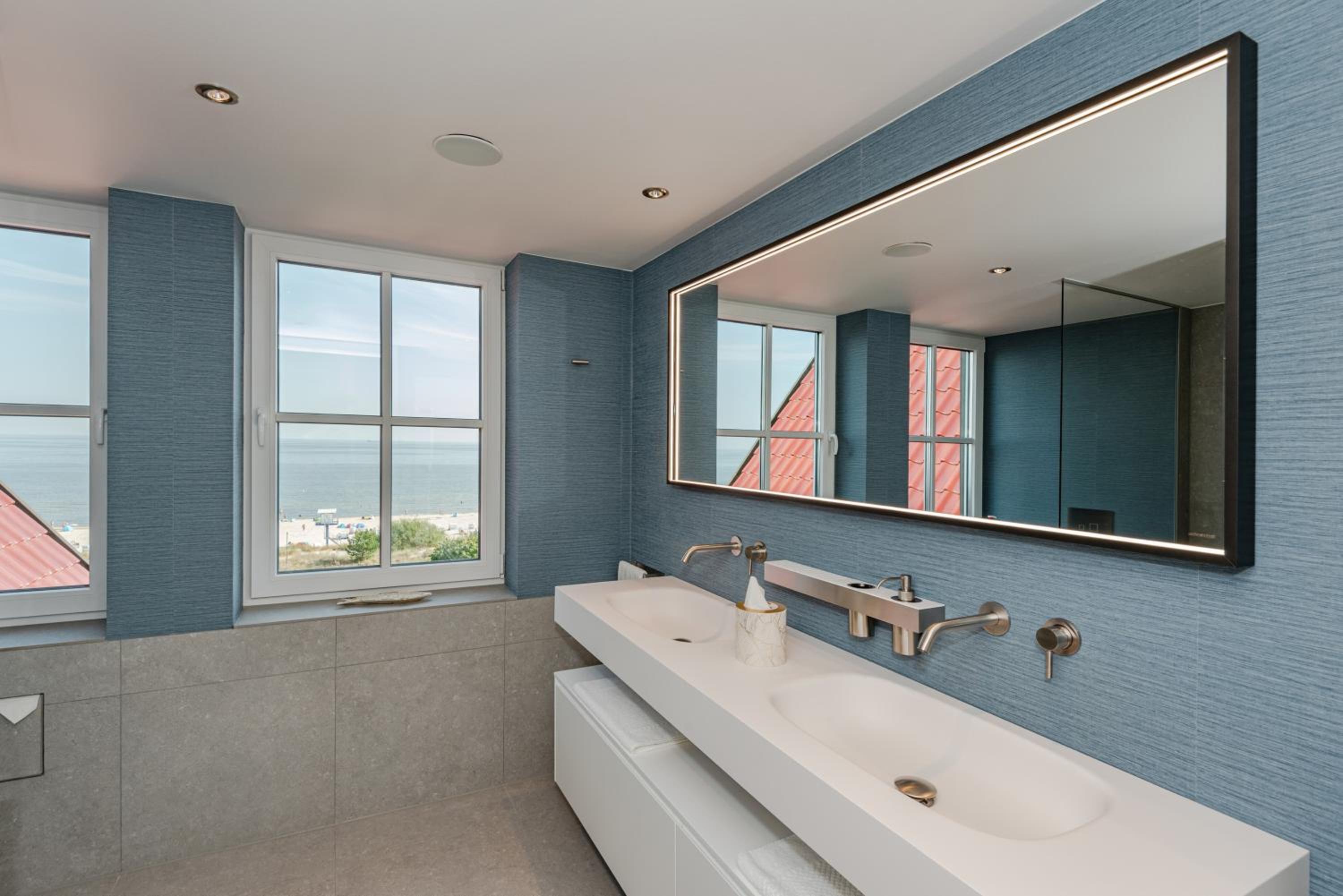 Suite with Sea View