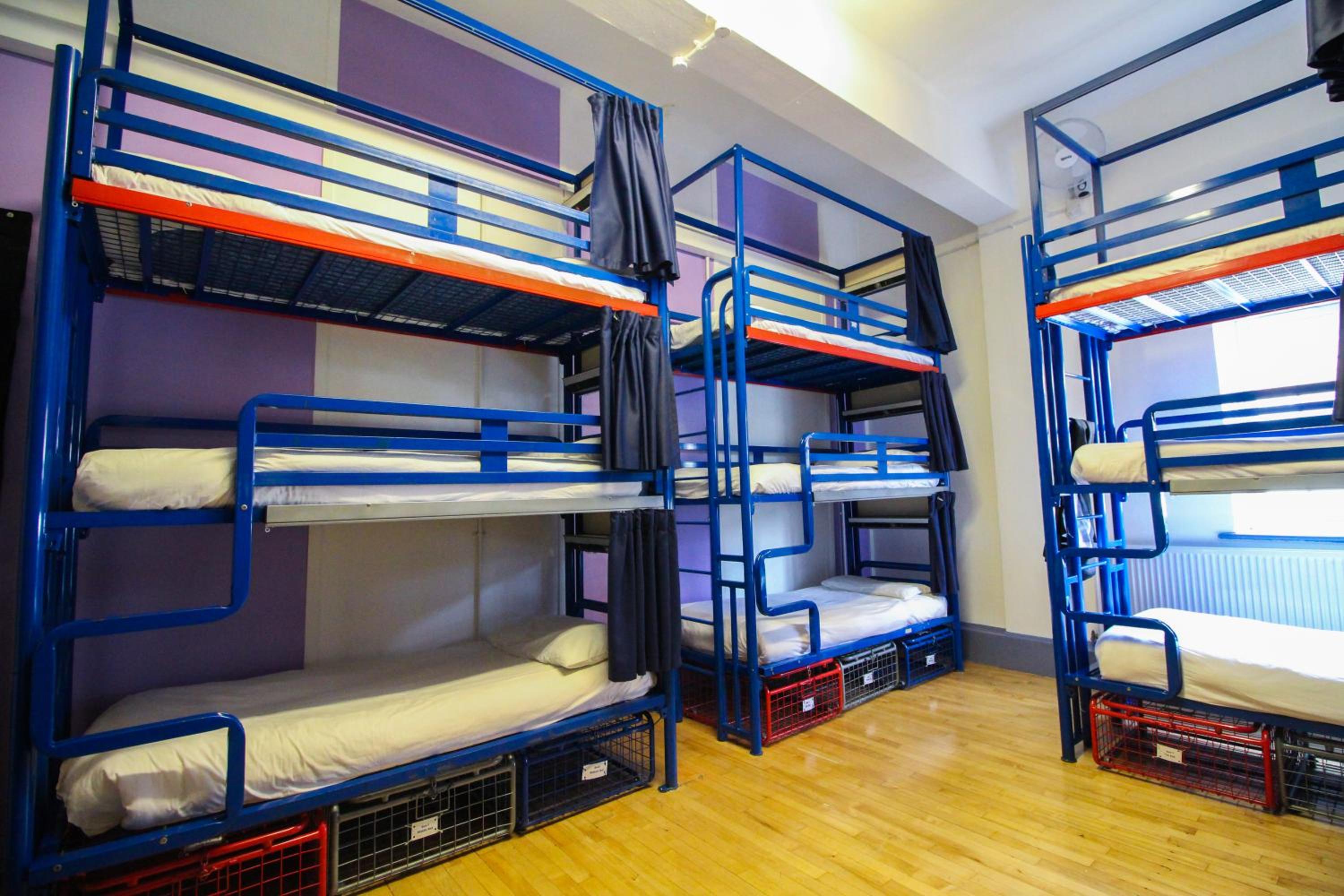 Single Bed in 12 -Bed Female Only Dormitory Room photo 3
