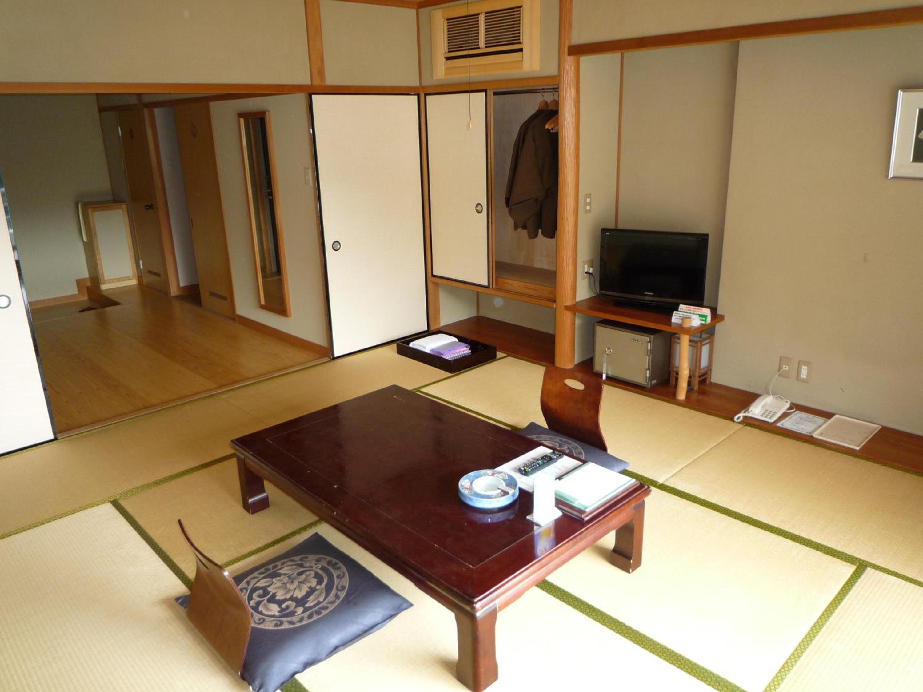 Japanese-Style Room - East Building photo 1