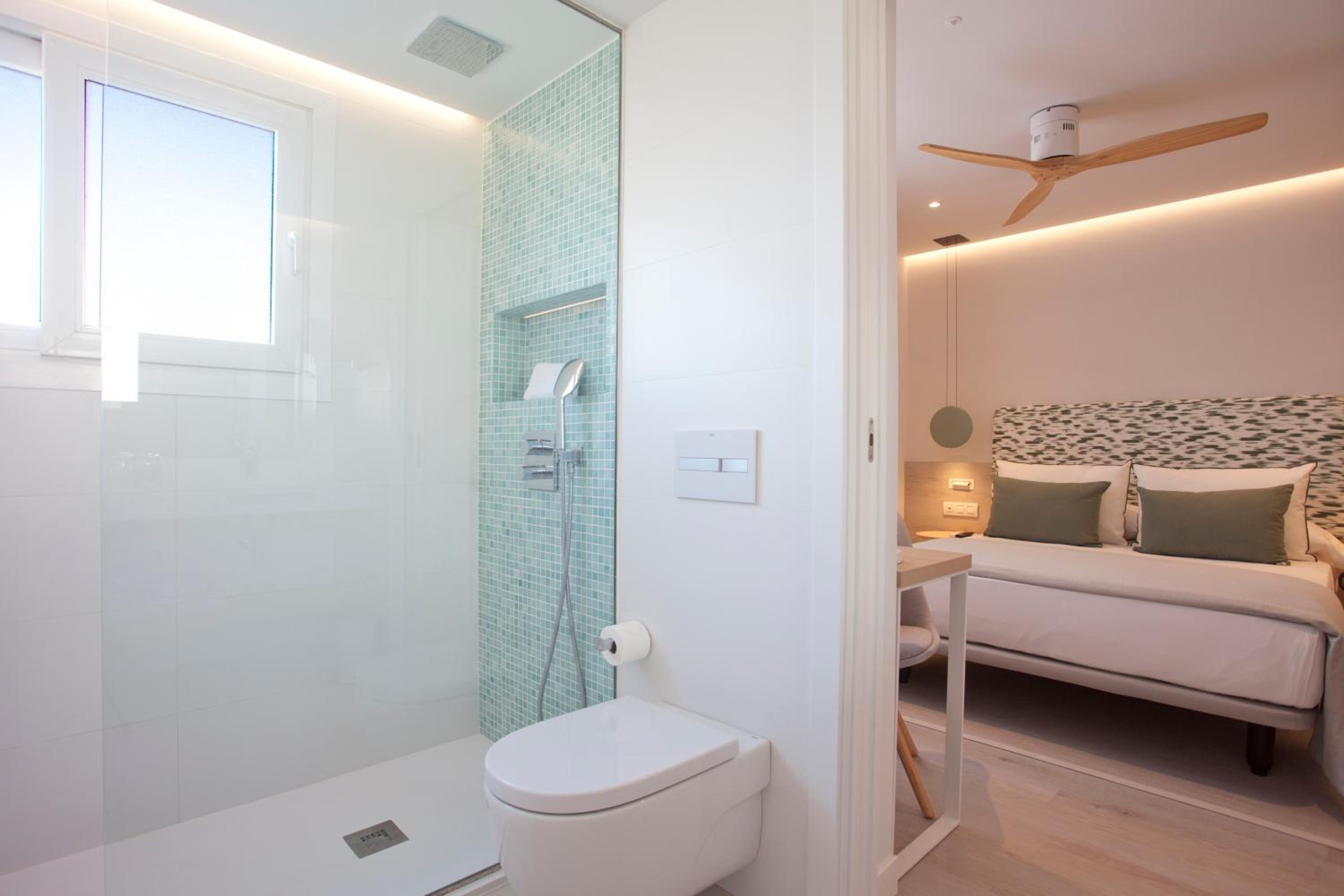 Classic Single Room