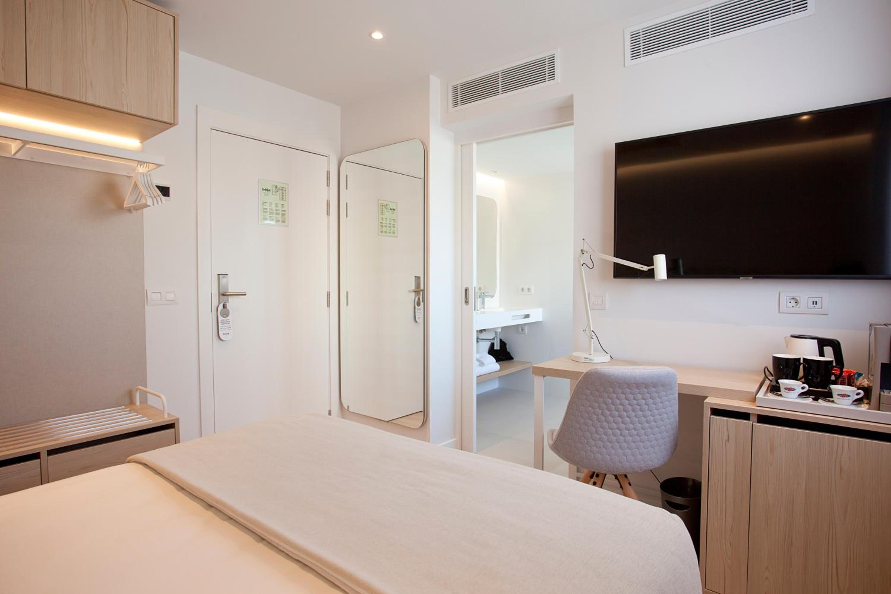 Classic Single Room