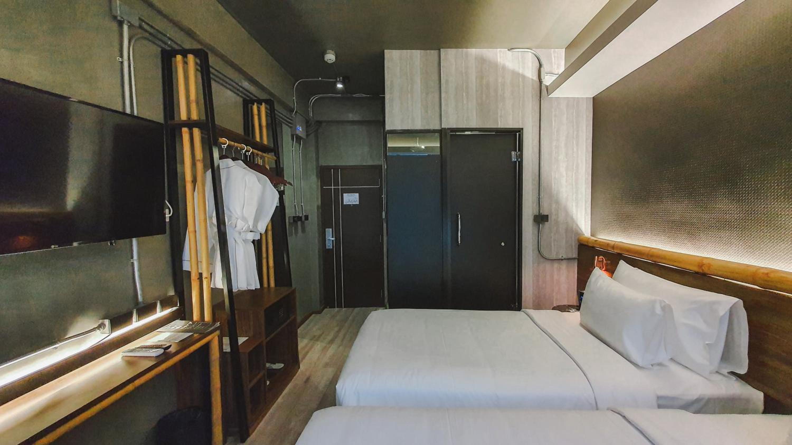 Deluxe Twin Room photo 3