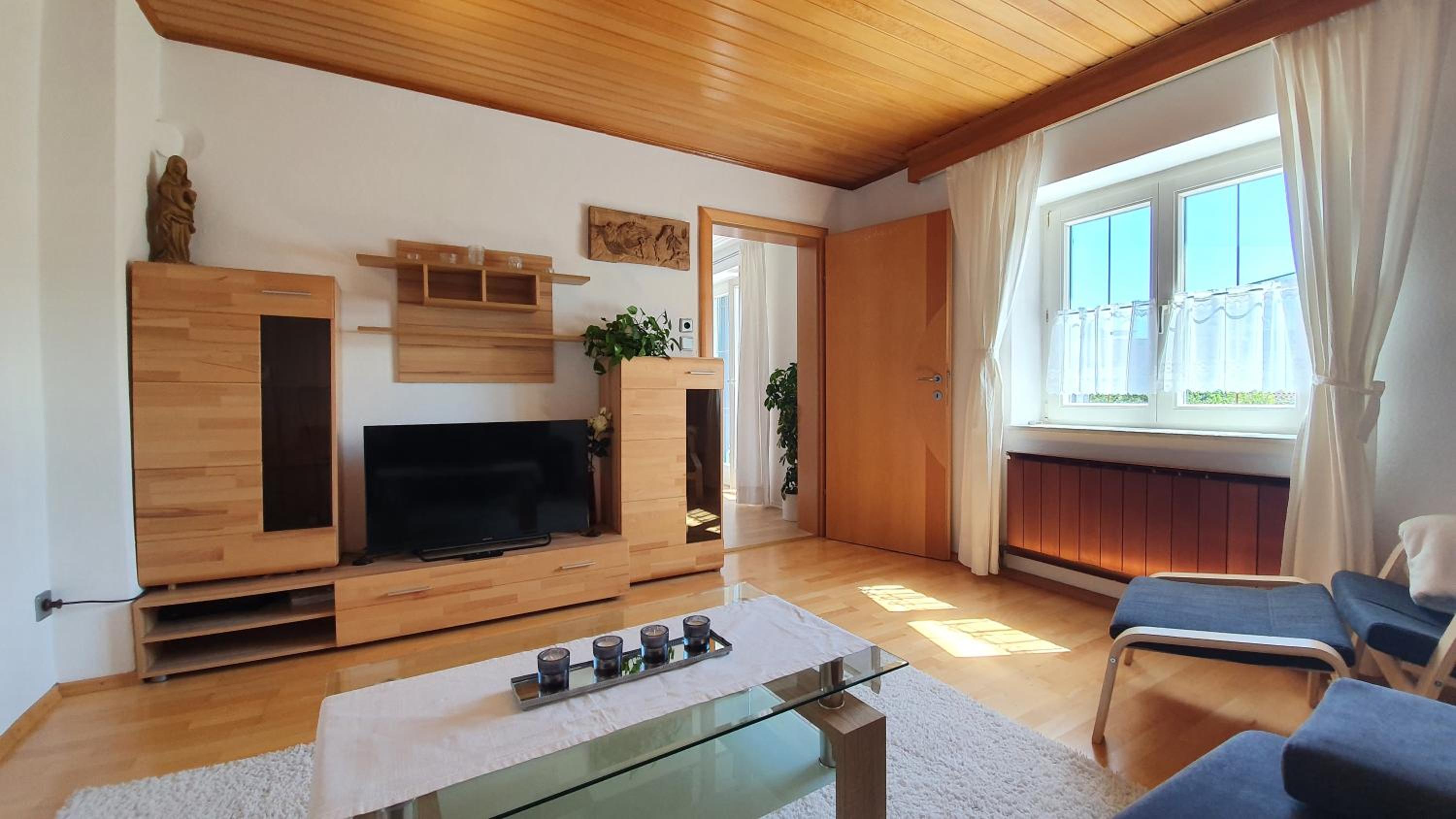 Apartment with Balcony photo 1