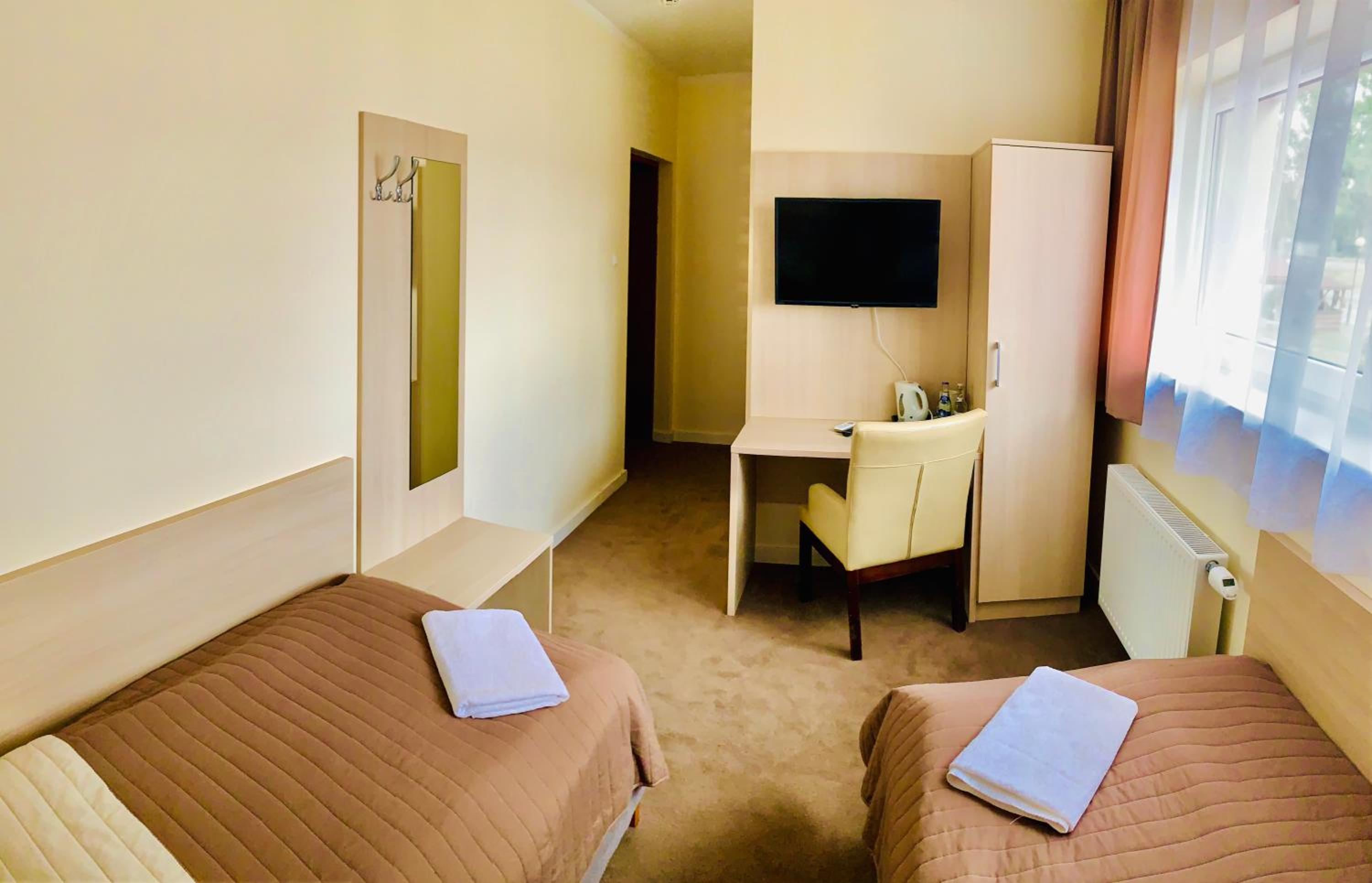Double Room - Photo 4