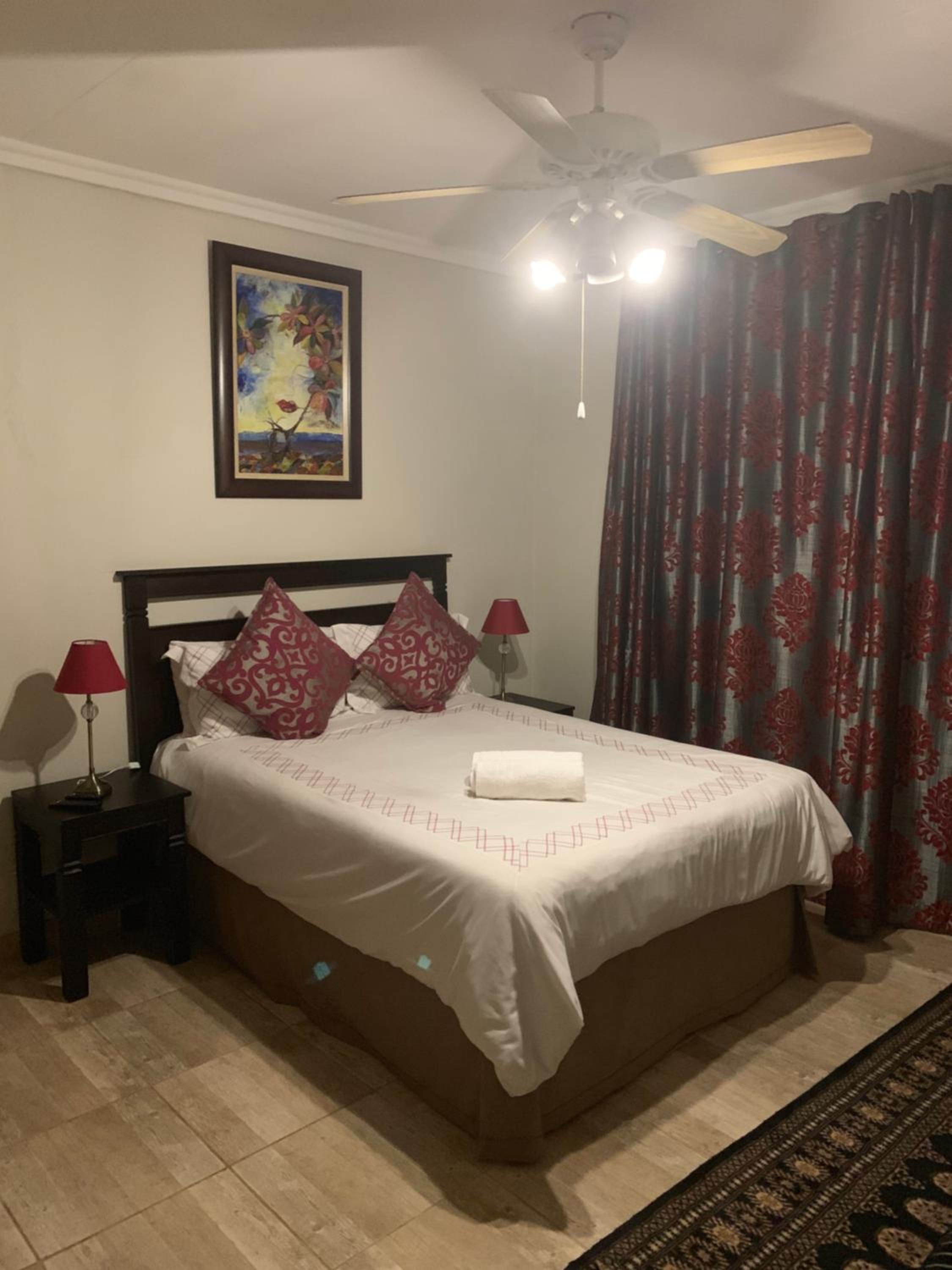 Comfort Double Bedroom photo 1