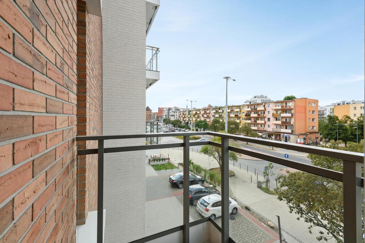 Apartment with Balcony - Photo 26