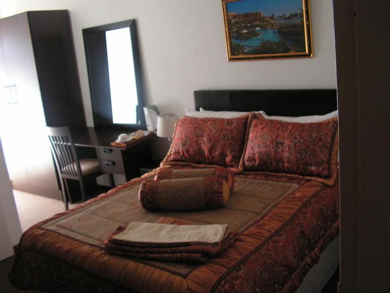 Large Double Room photo 1