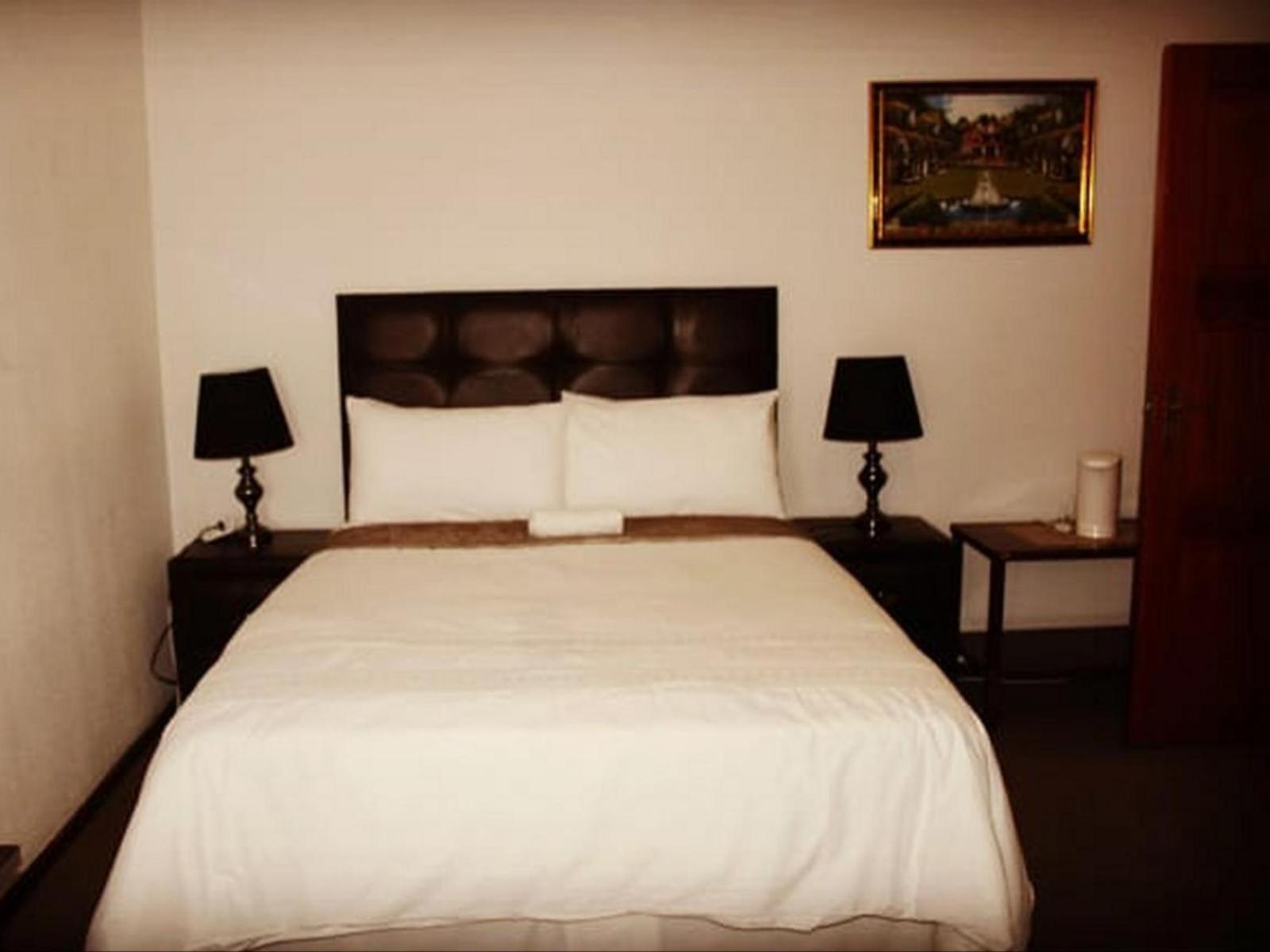 Large Double Room photo 3
