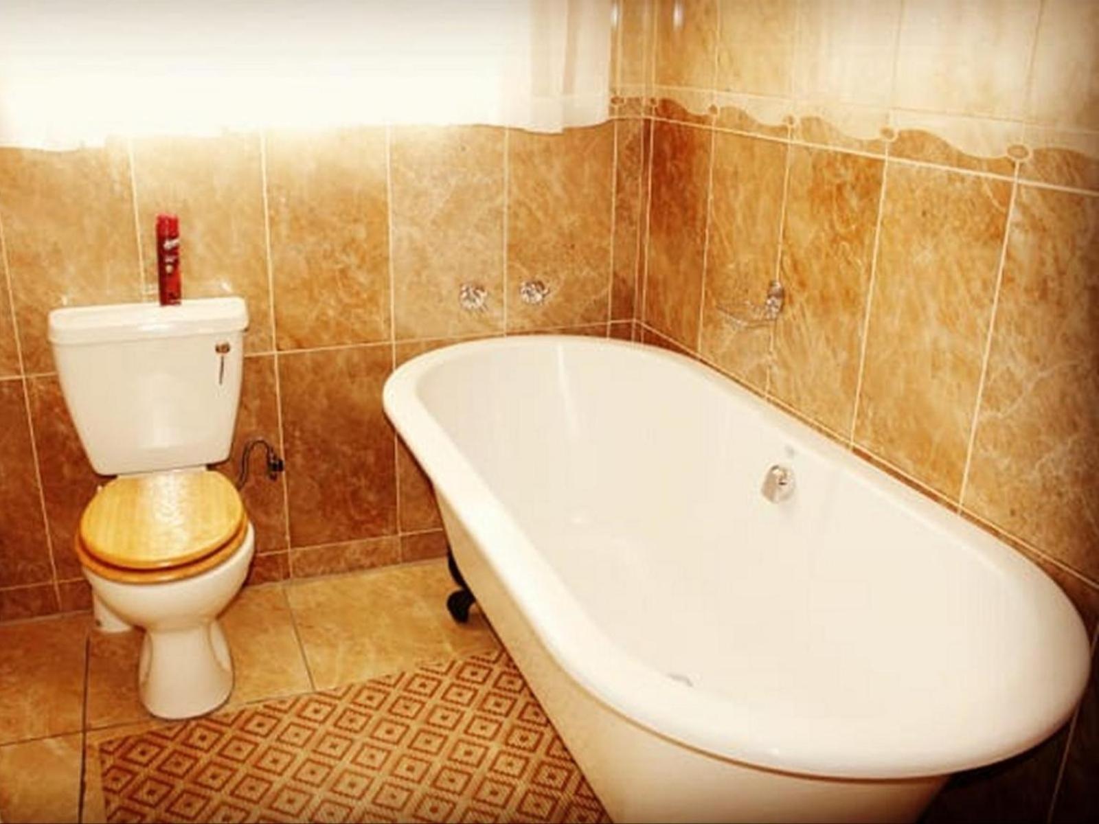 Family Room with Bath photo 3