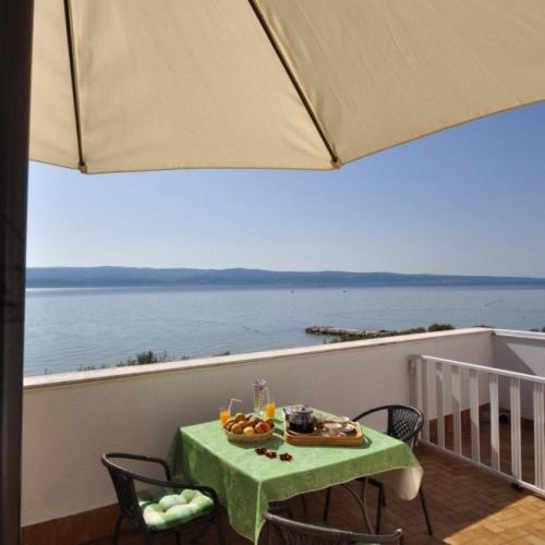 Apartment with Sea View photo 2