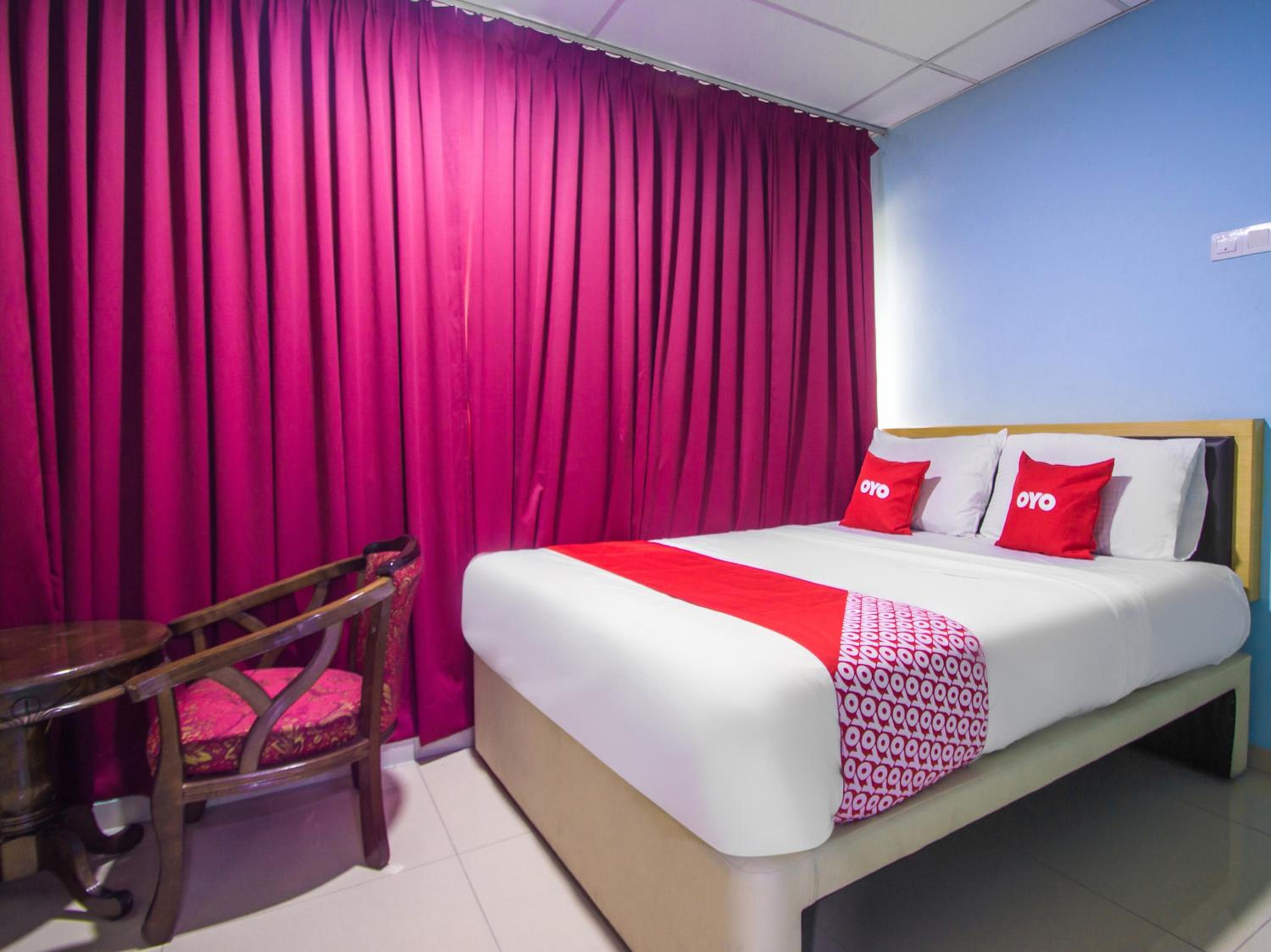 Deluxe Suite - Photo 9