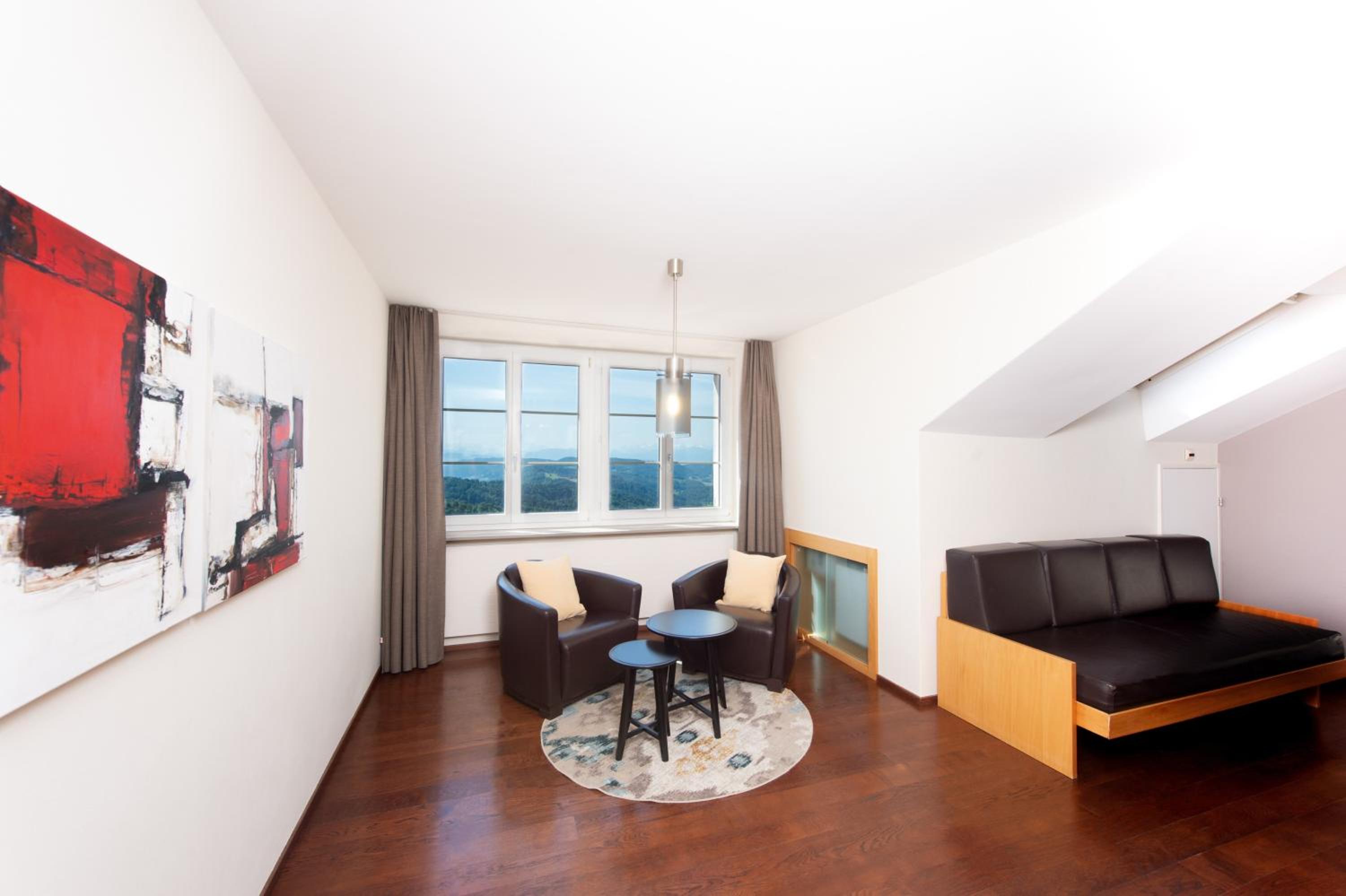 Triple Room with Alps and Lake View - Photo 2