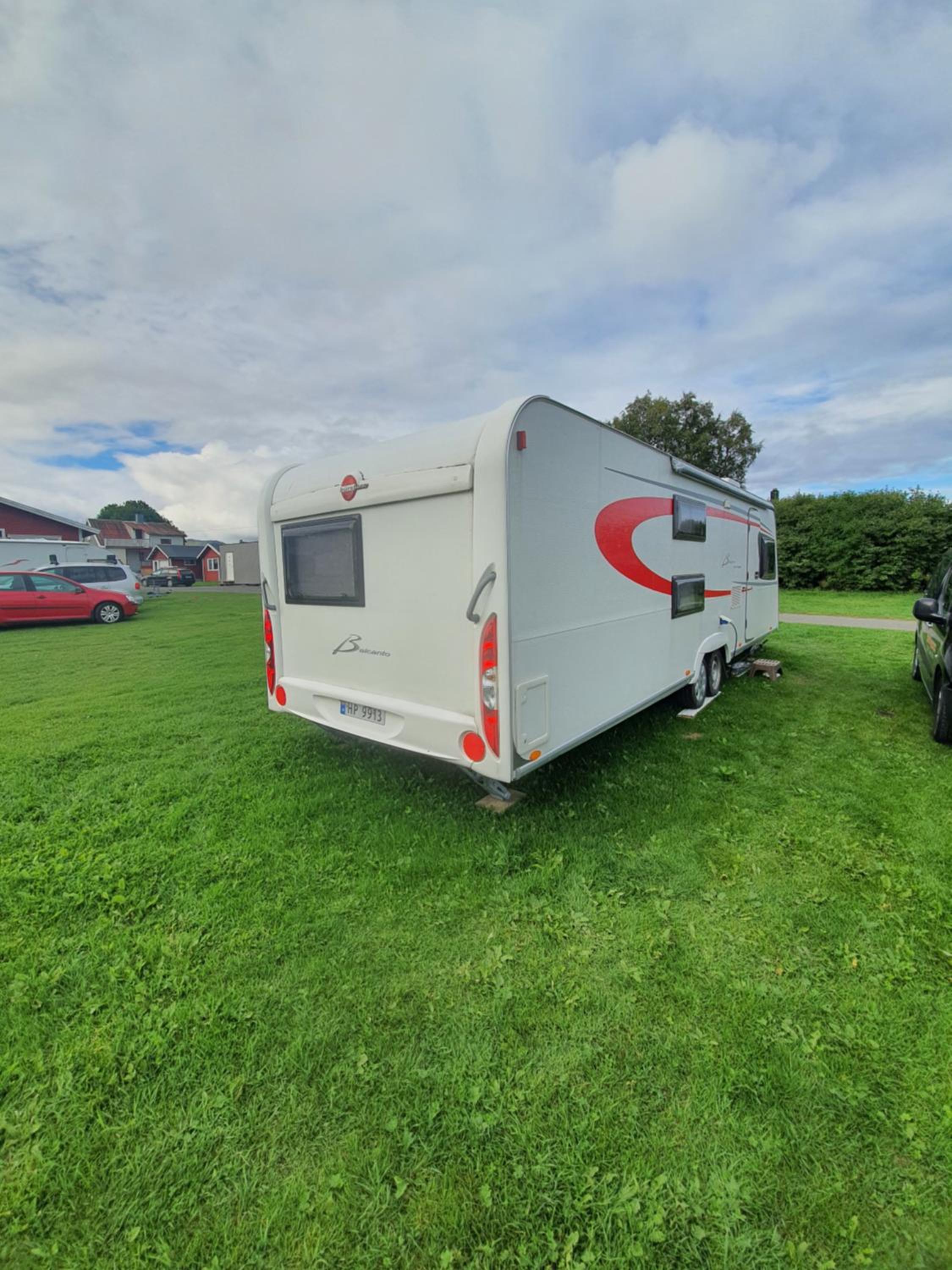 Mobile Home - Photo 9