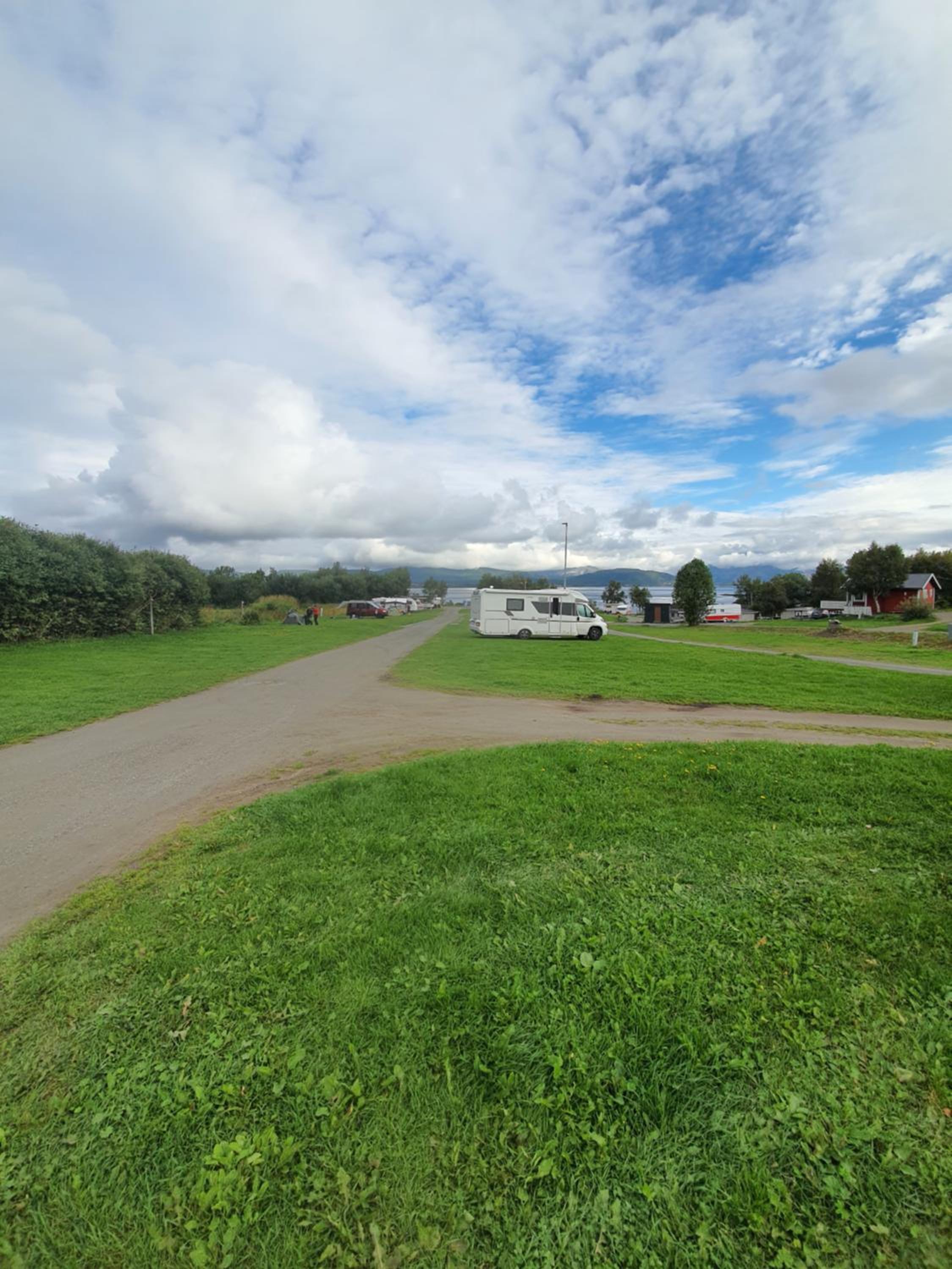 Mobile Home - Photo 10