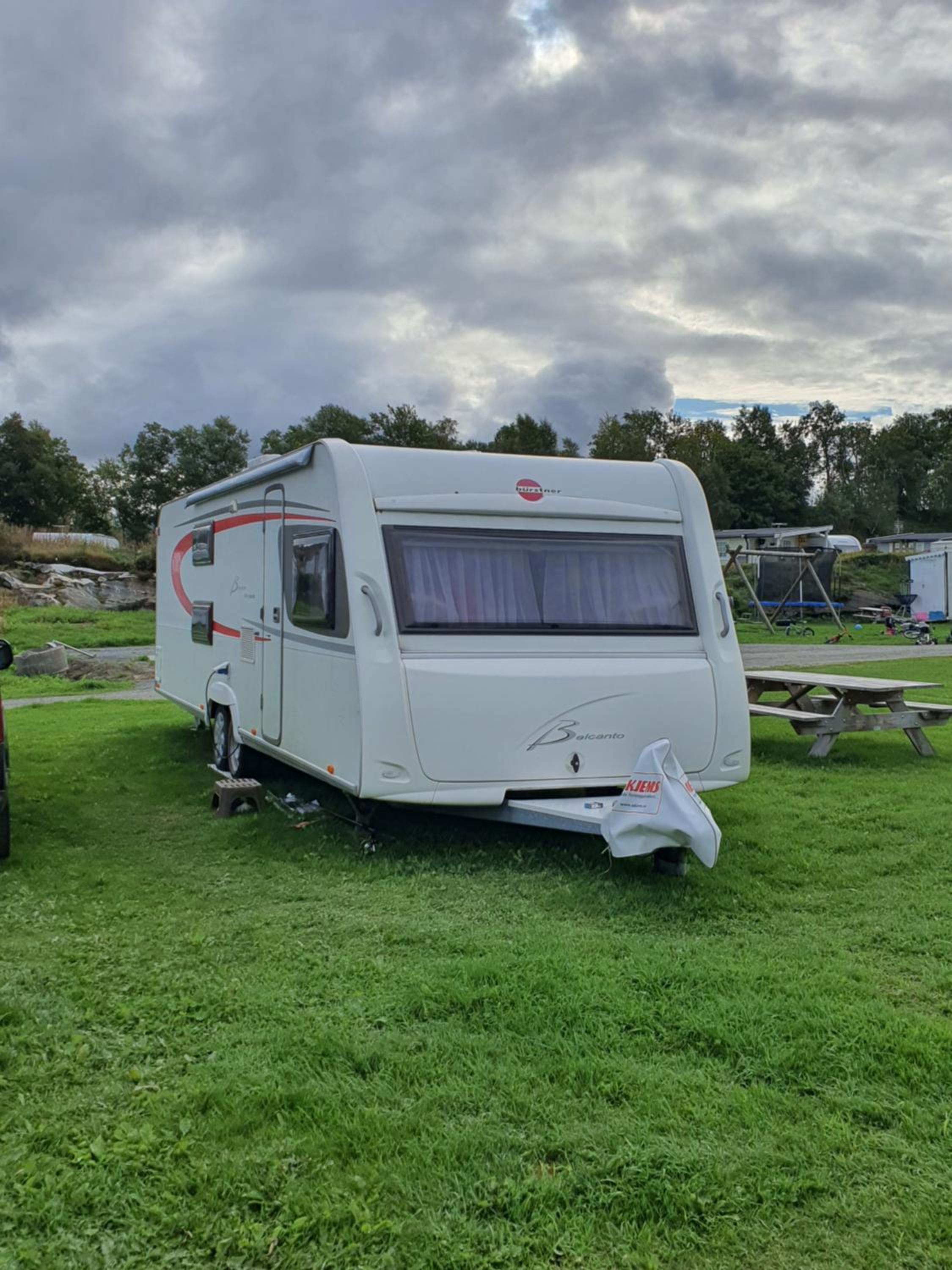 Mobile Home - Photo 11