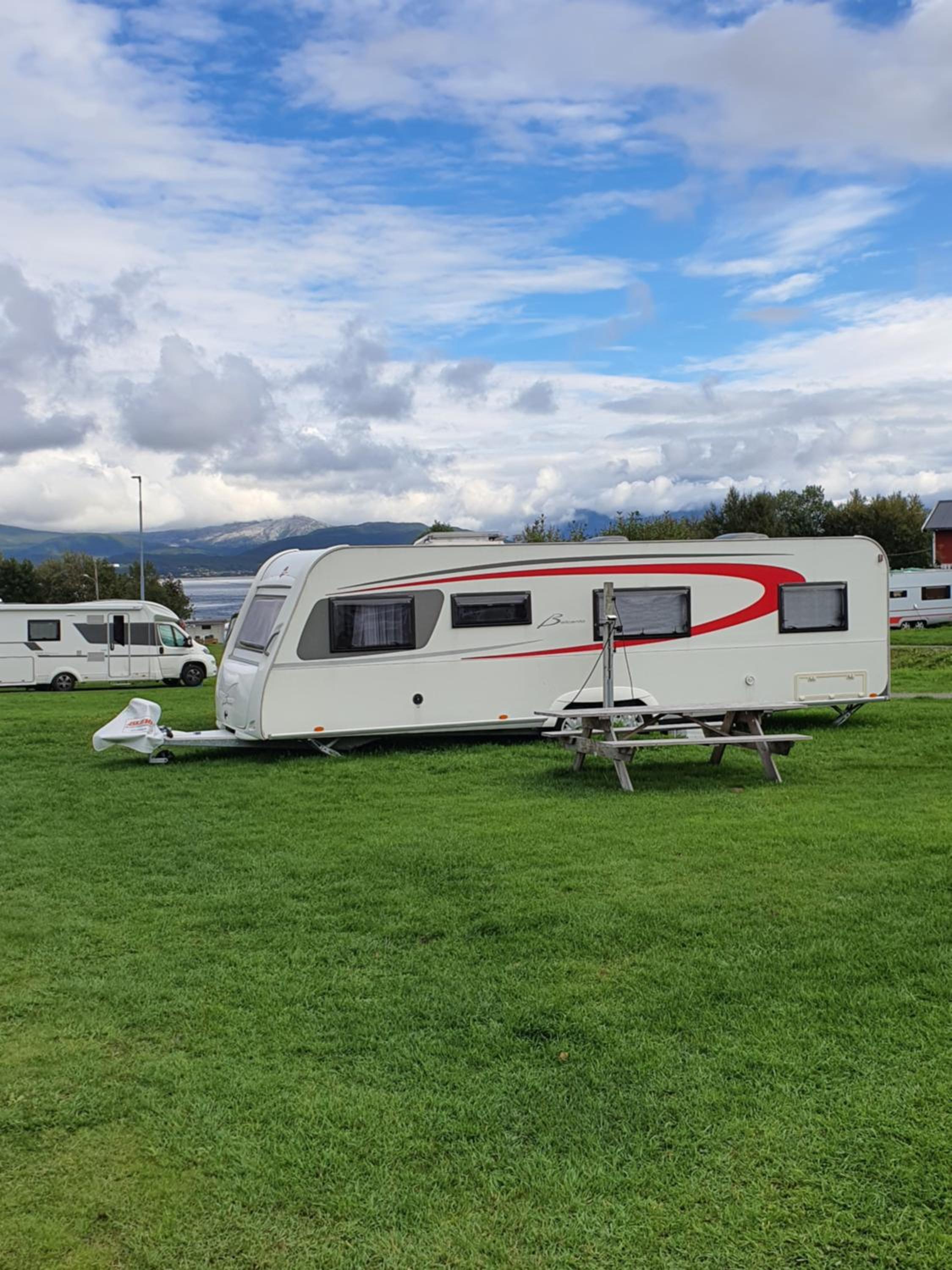 Mobile Home - Photo 17