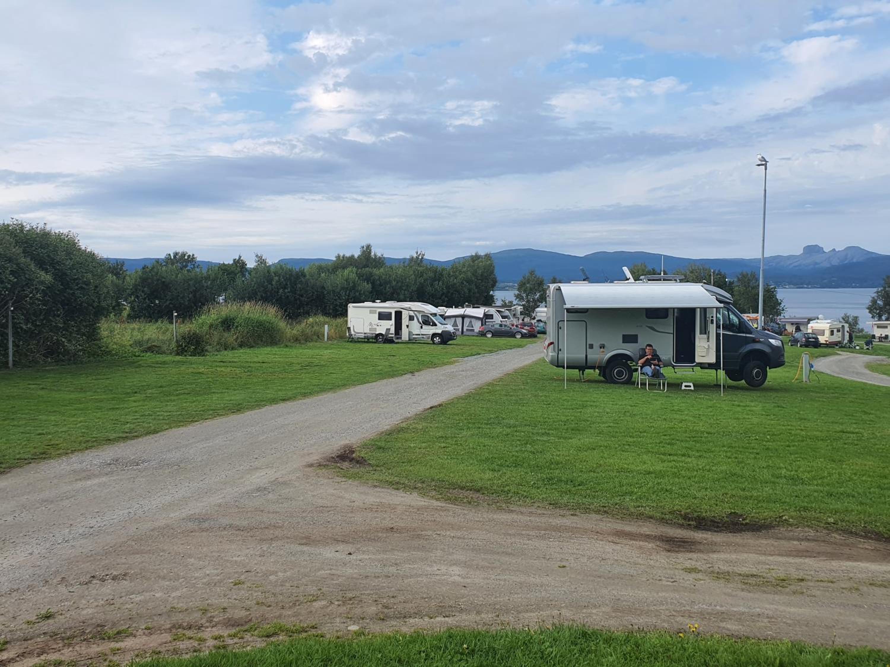 Mobile Home - Photo 5