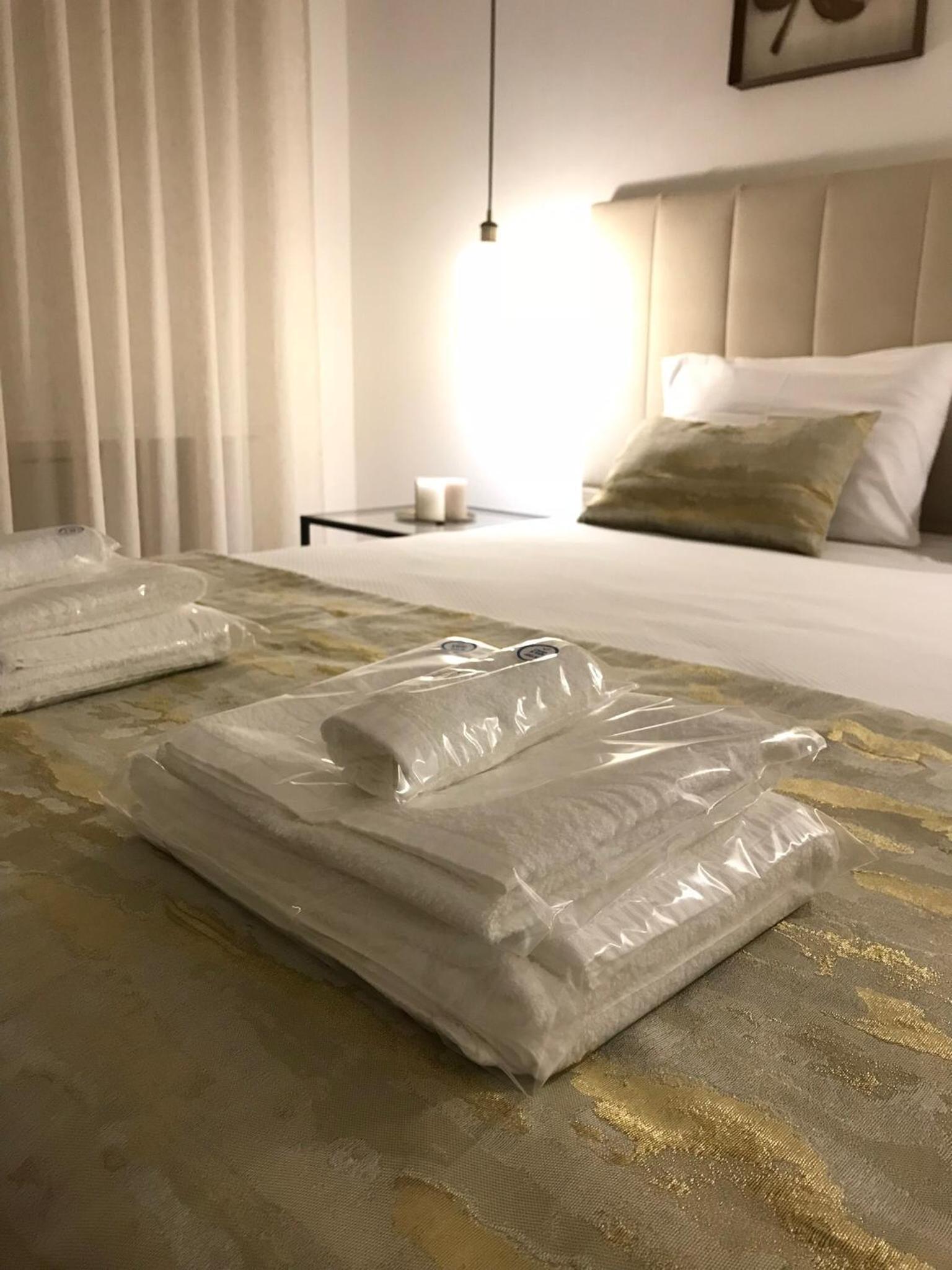 Deluxe Double Room - Photo 10