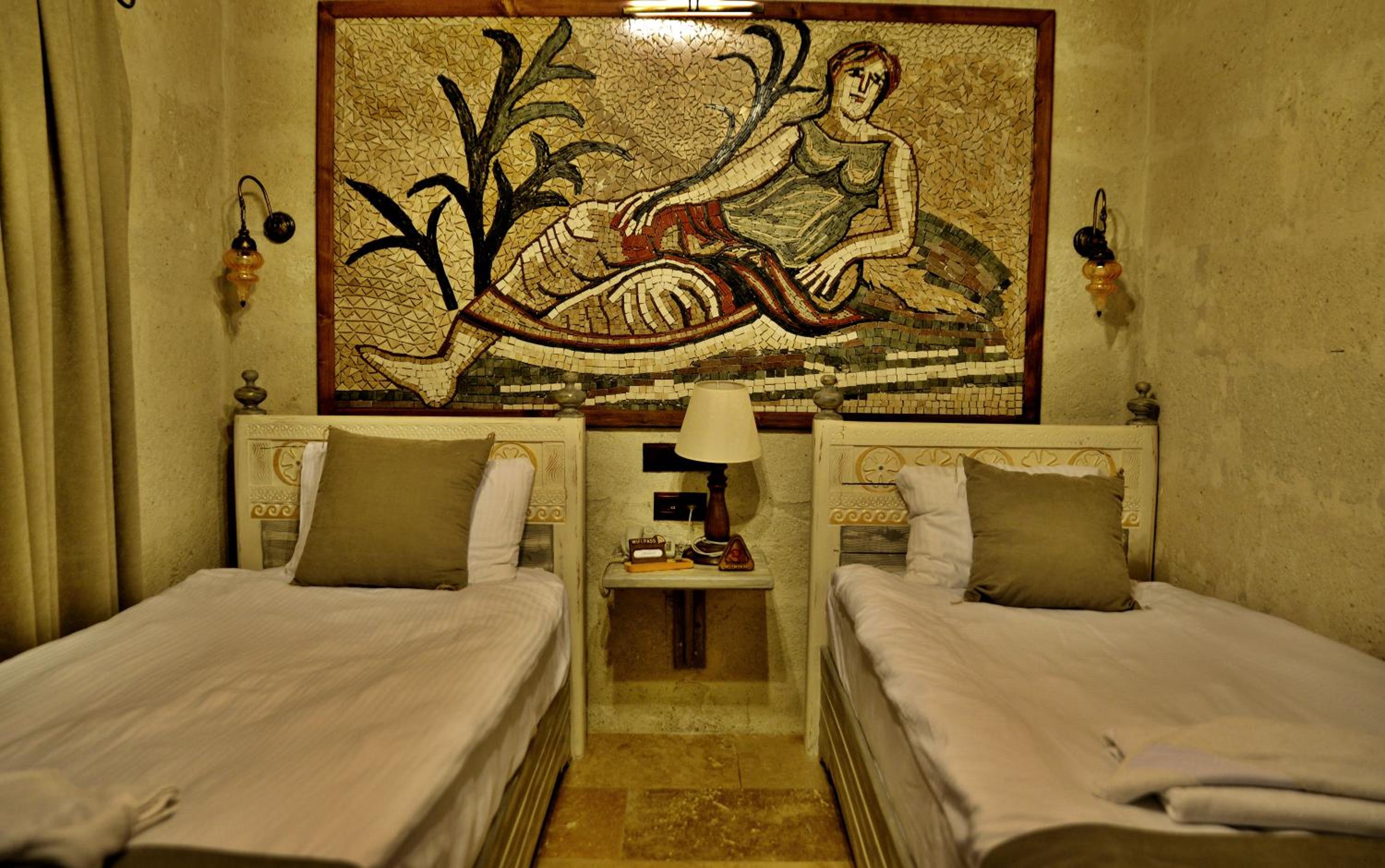 Standard Twin Room - Photo 6