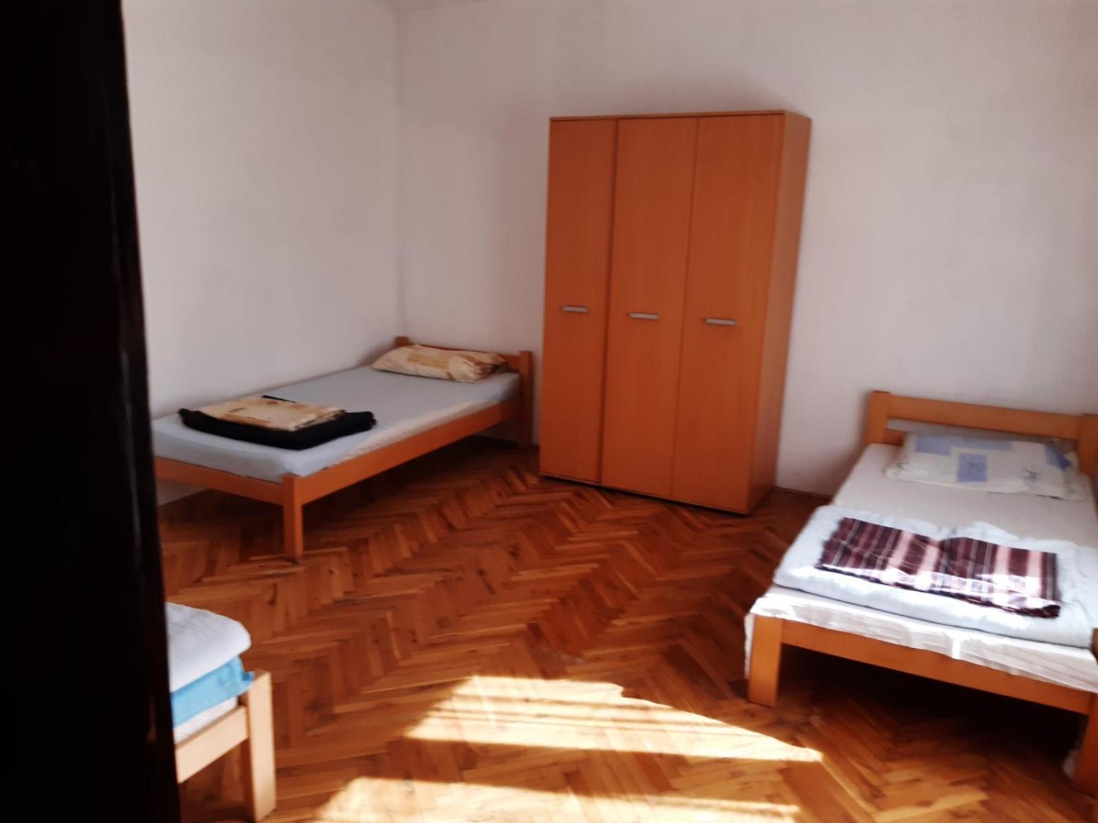 4-Bed Mixed Dormitory Room photo 3