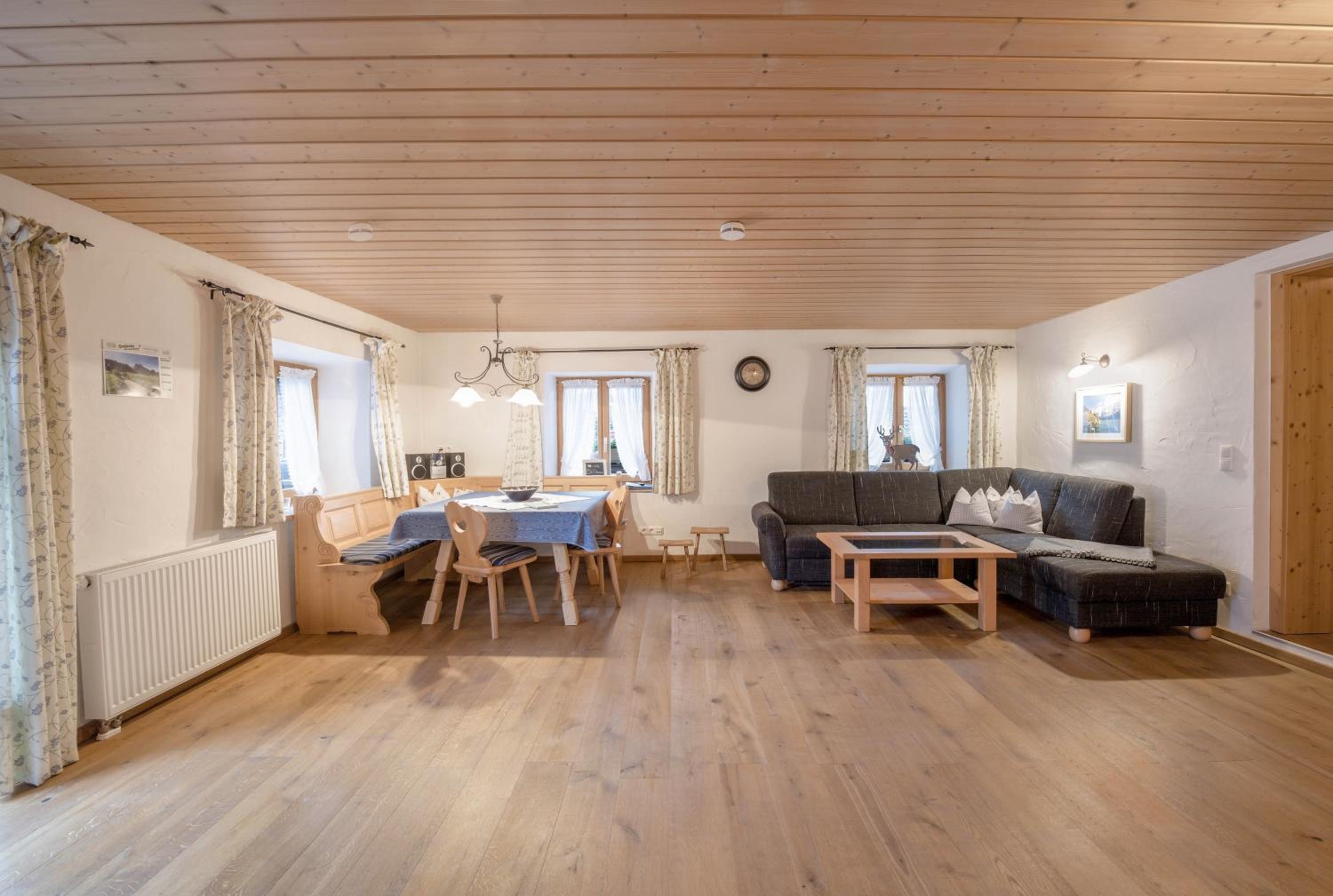 Superior One-Bedroom Apartment with Balcony photo 3