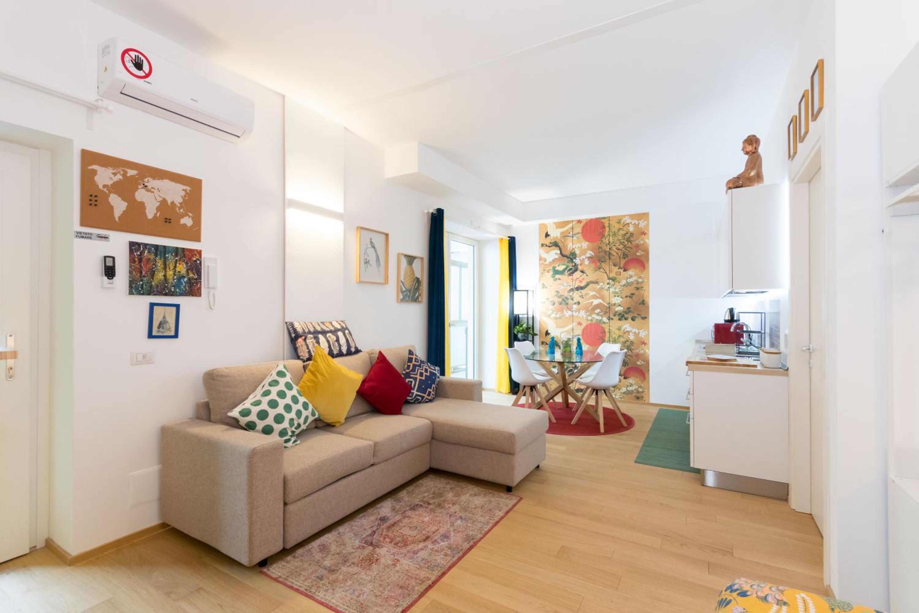 Deluxe Apartment