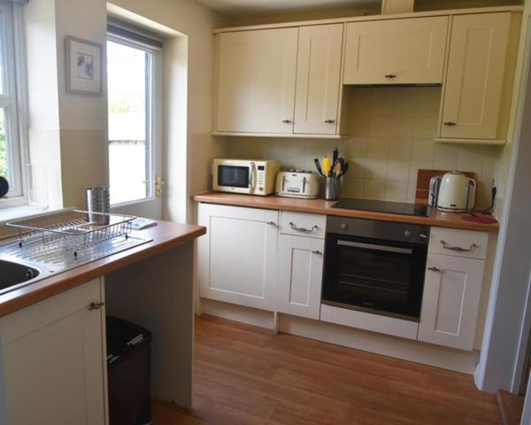 One-Bedroom Cottage - Photo 8