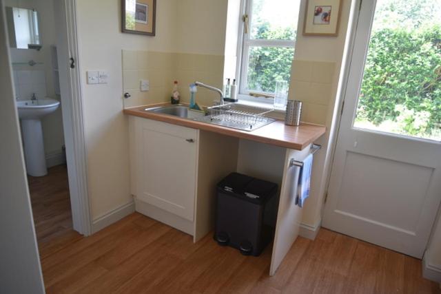 One-Bedroom Cottage - Photo 10
