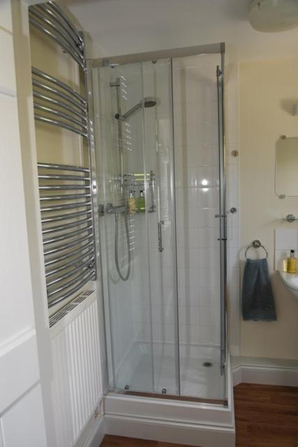 One-Bedroom Cottage - Photo 12