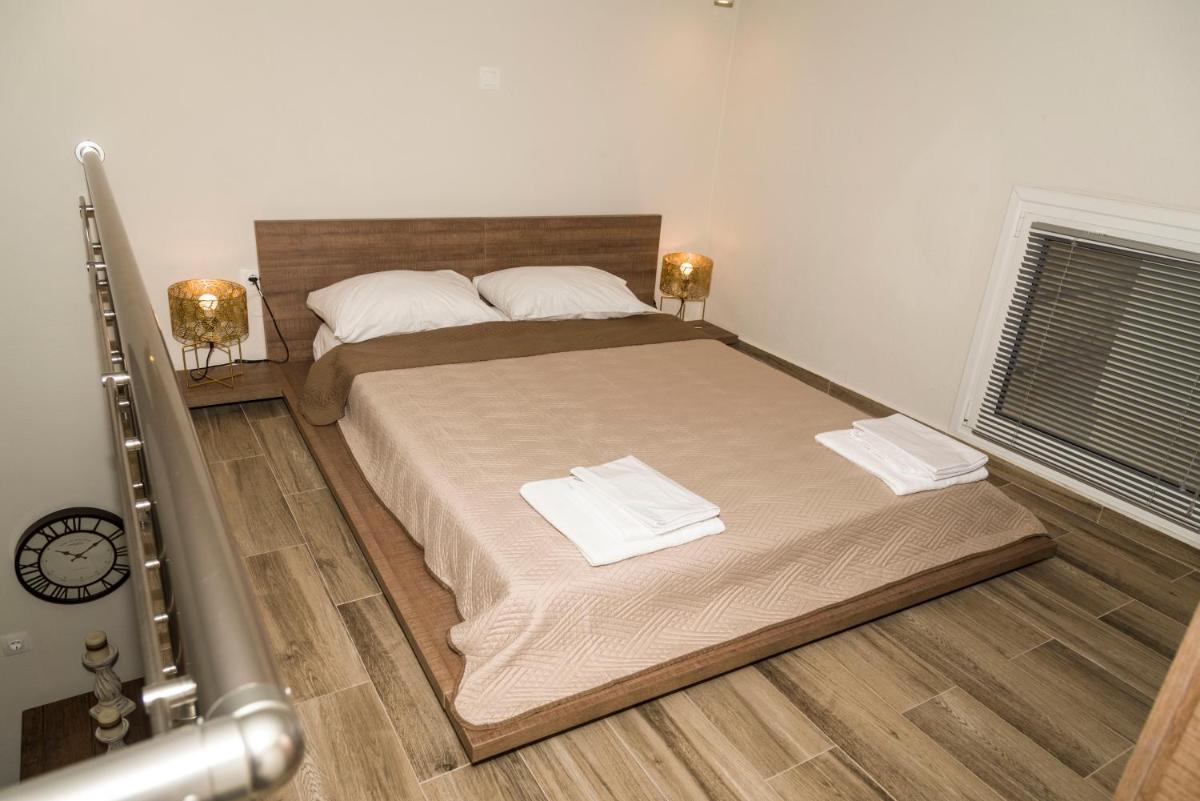 One-Bedroom Apartment - Photo 15