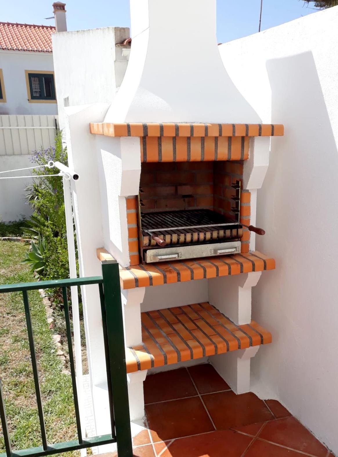 Three-Bedroom House - Photo 13